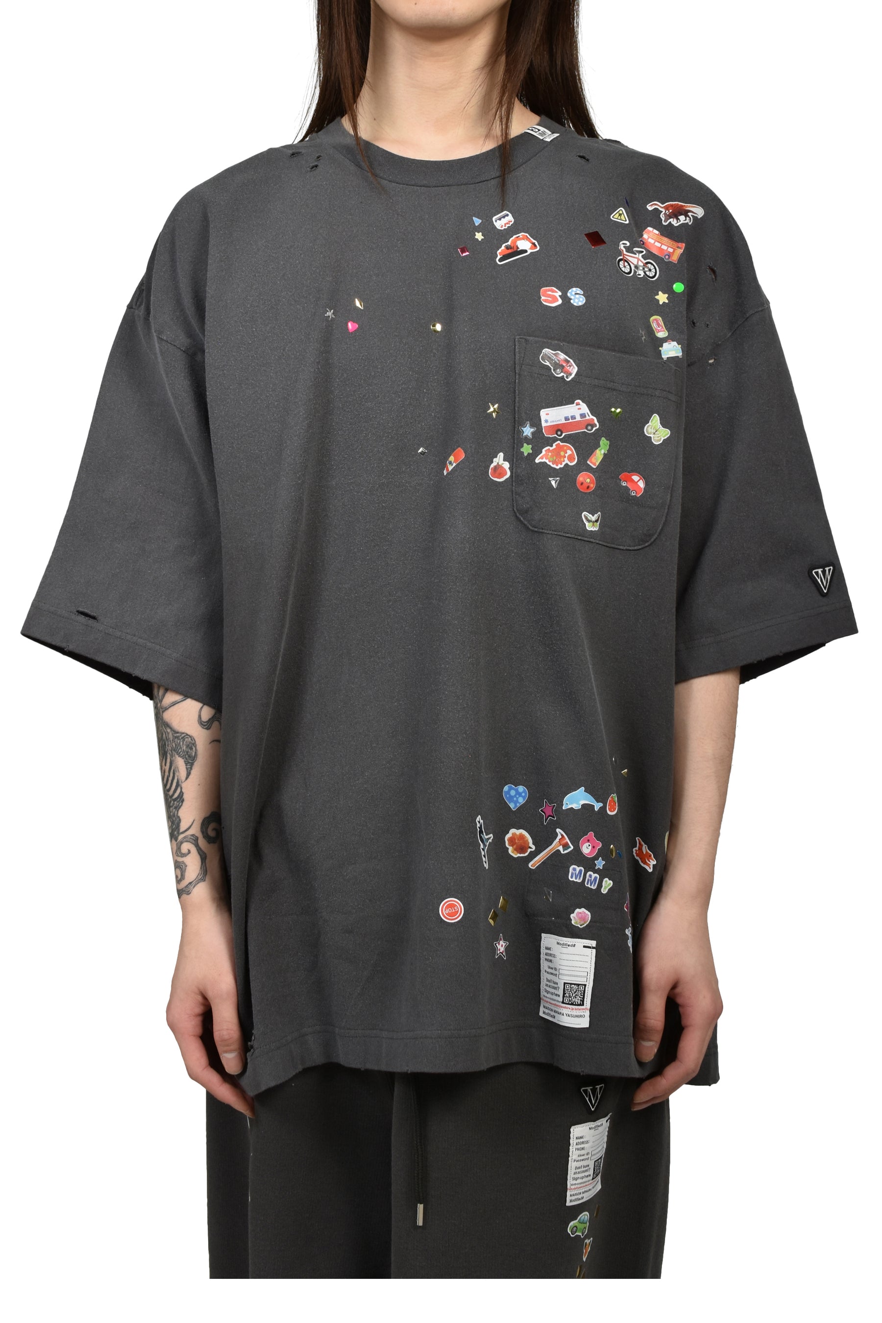 KIDS STICKER TEE / BLK