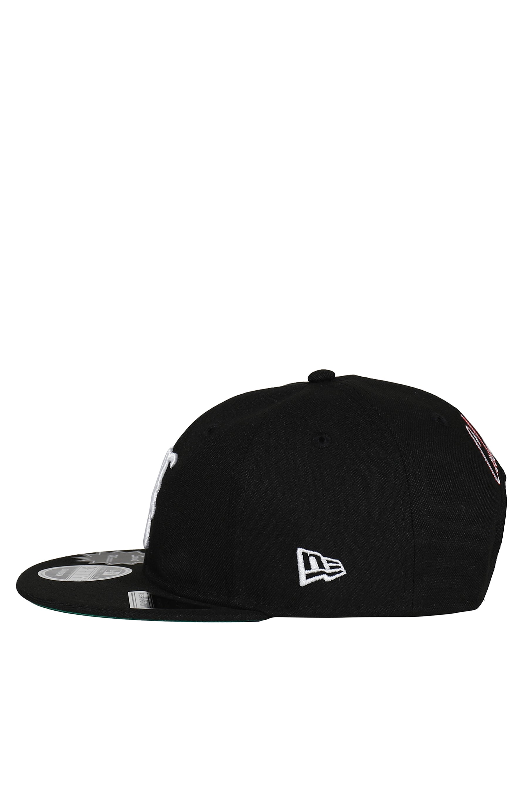 NE_CAP/CELEBRITY / BLK