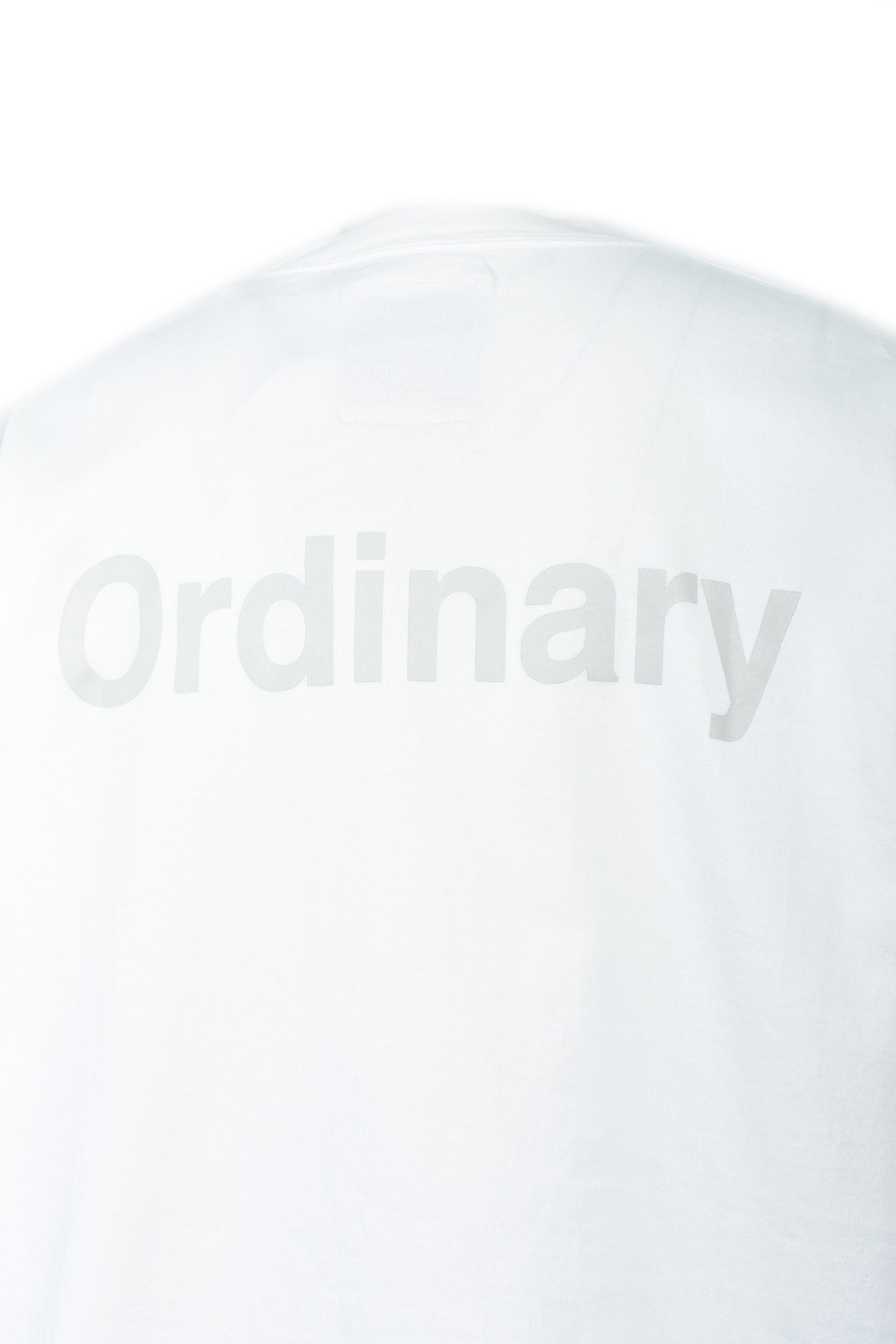 DON'T TAG ME PRINTED TEE / WHT