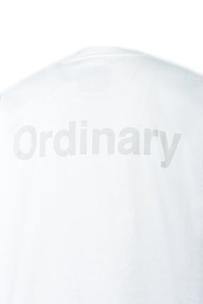 DON'T TAG ME PRINTED TEE / WHT