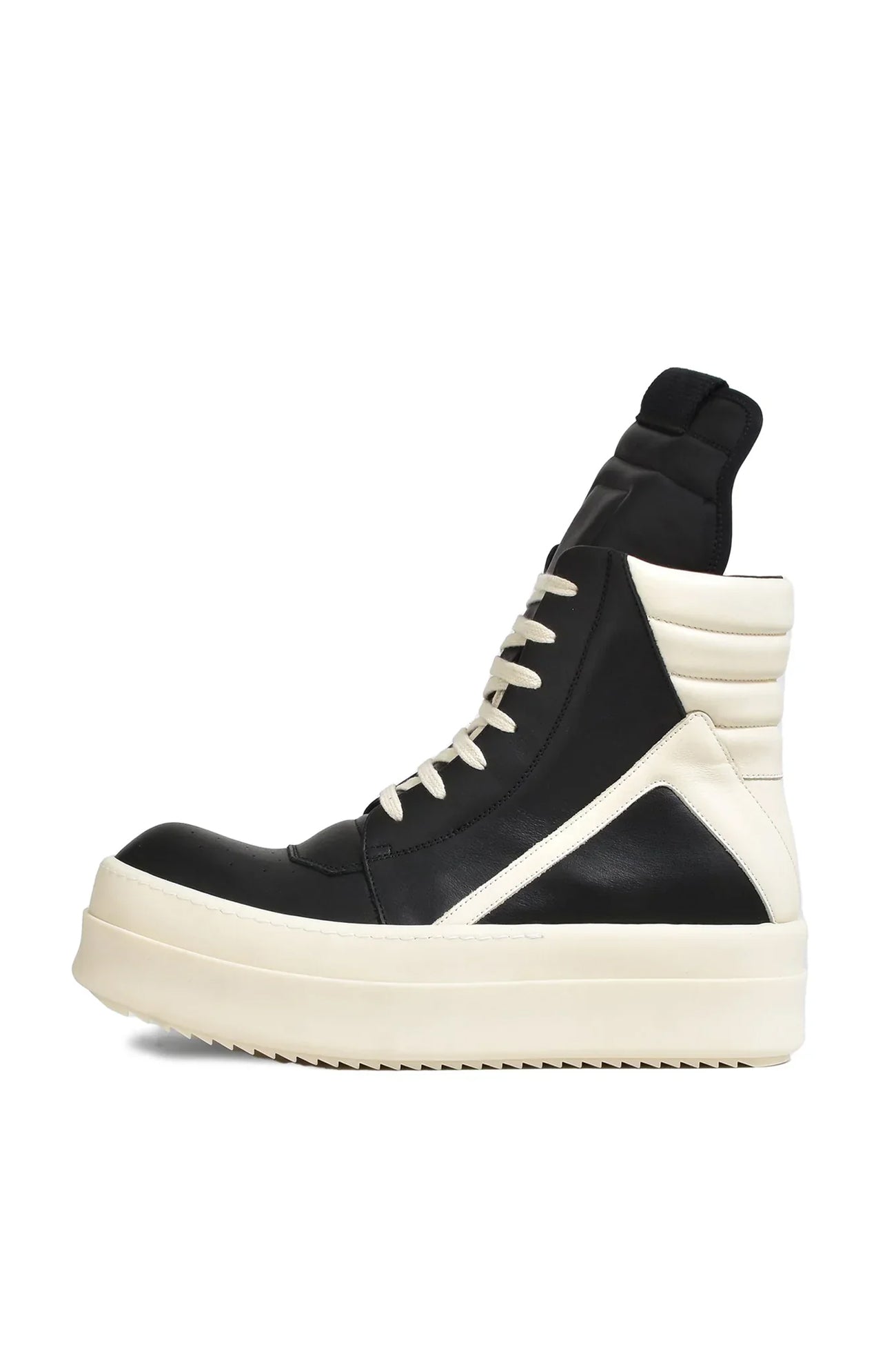 MEGA BUMPER GEOBASKET / BLK MILK MILK