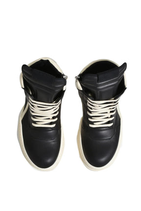 MEGA BUMPER GEOBASKET / BLK MILK MILK