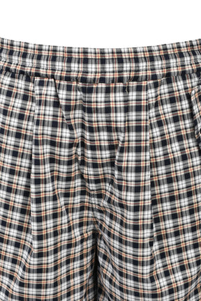 EMBLEM LOGO CHECK SHORTS / WHT