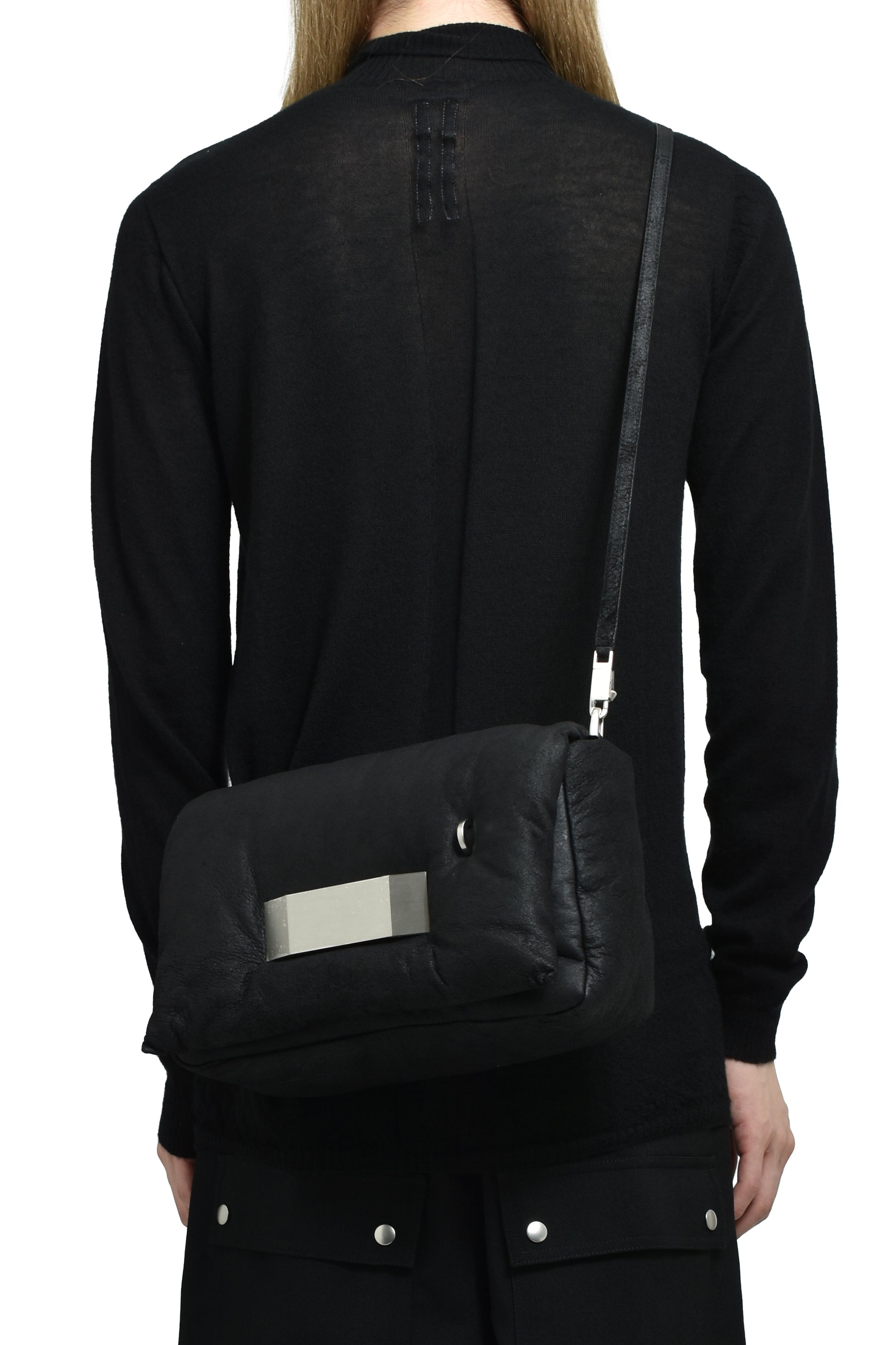 BIG PILLOW GRIFFIN / BLK