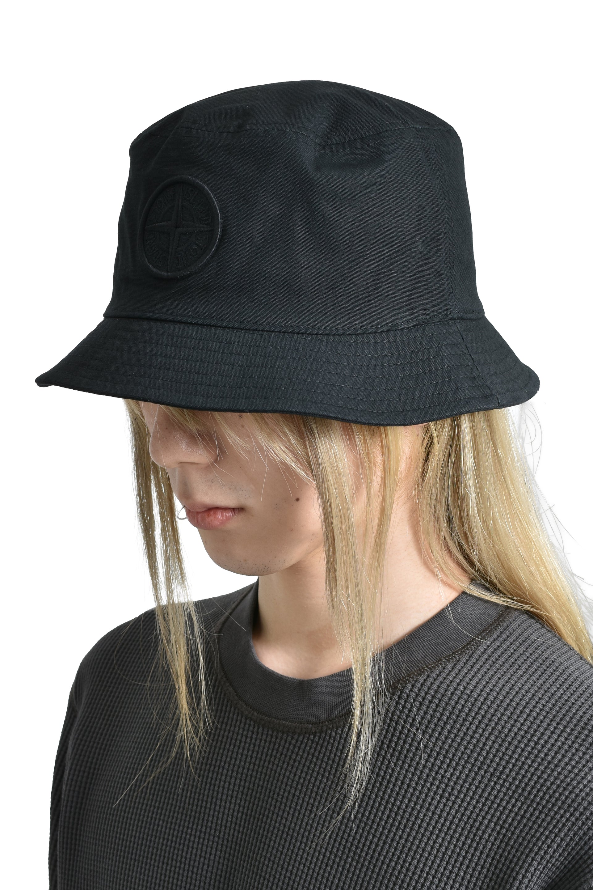 Stone Island BUCKET HAT / BLK