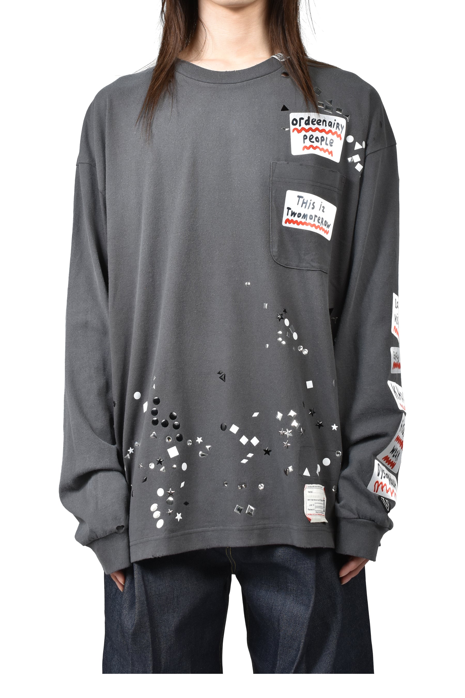 Maison MIHARA YASUHIRO EMBELLISHED STICKER LONG SLEEVES TEE / BLK
