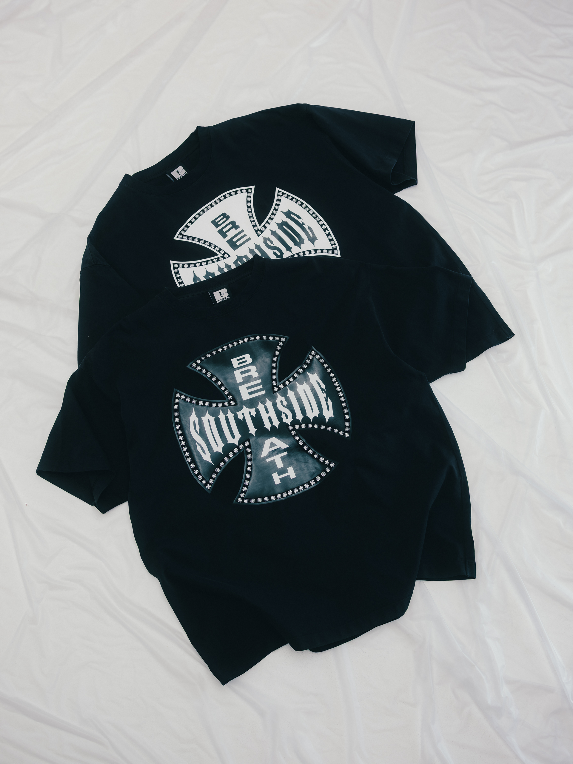 BREATH SOUTHSIDE CROSS LOGO TEE / BLK BLK