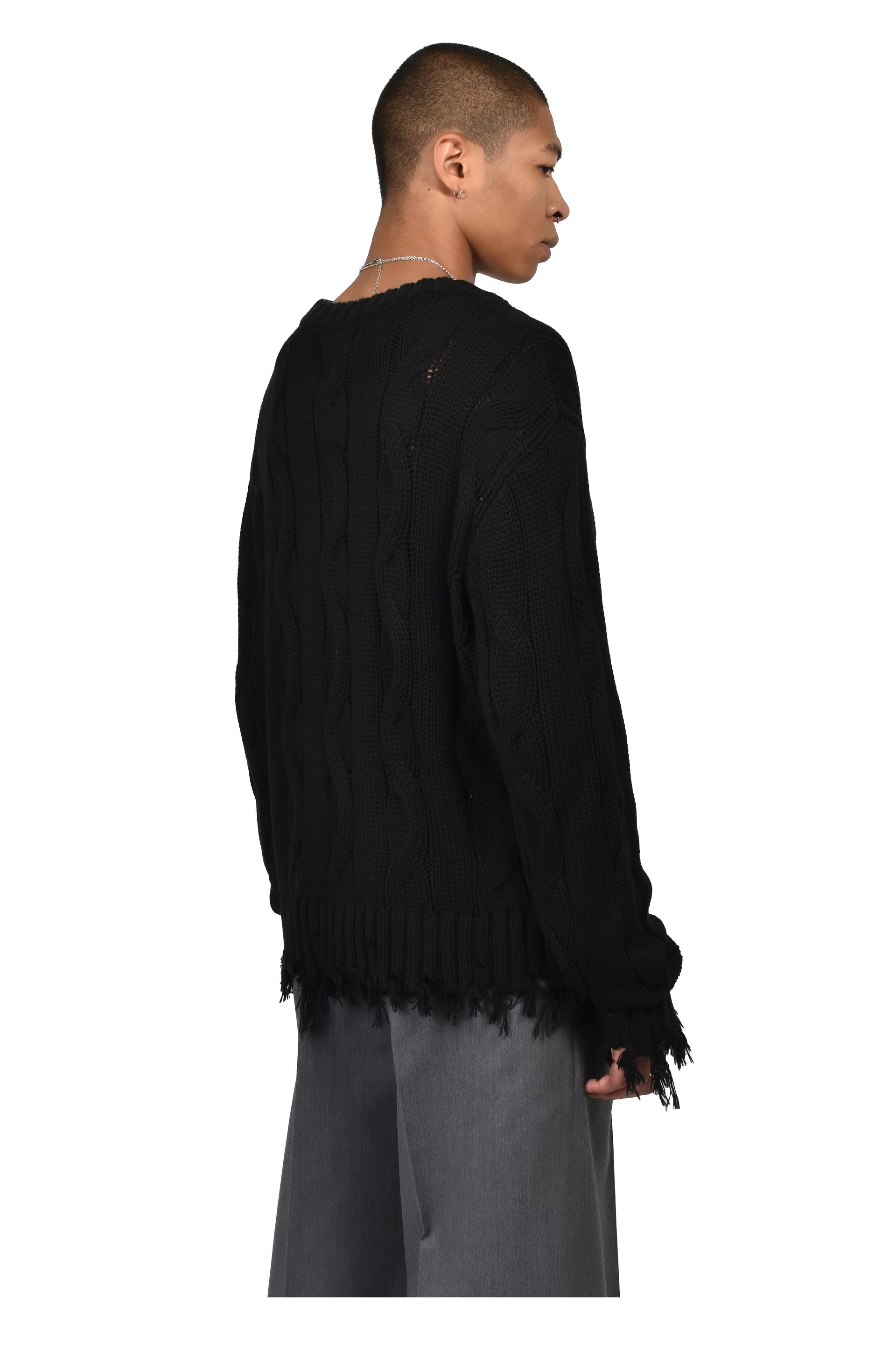CABLE SWEATER / BLK