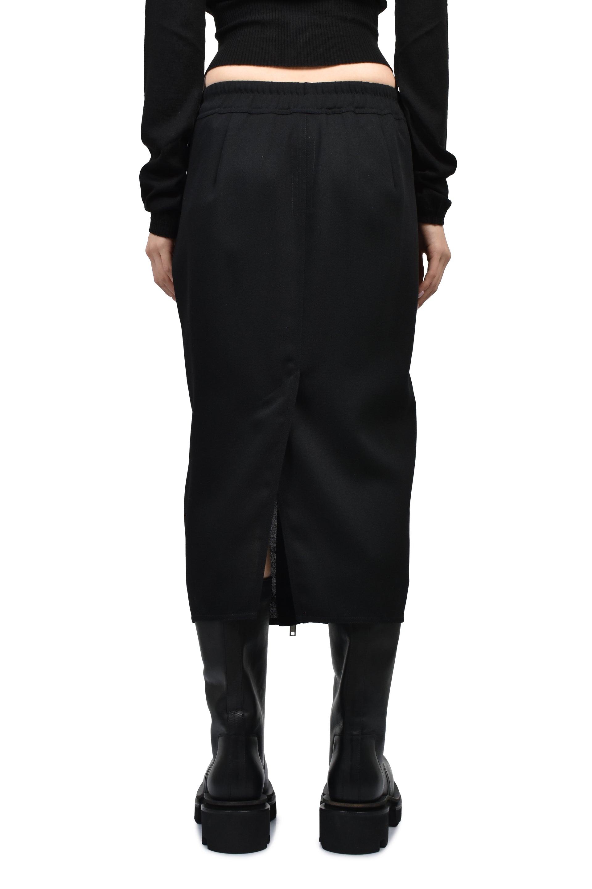 ZIPPED SHORT PILLAR / BLK