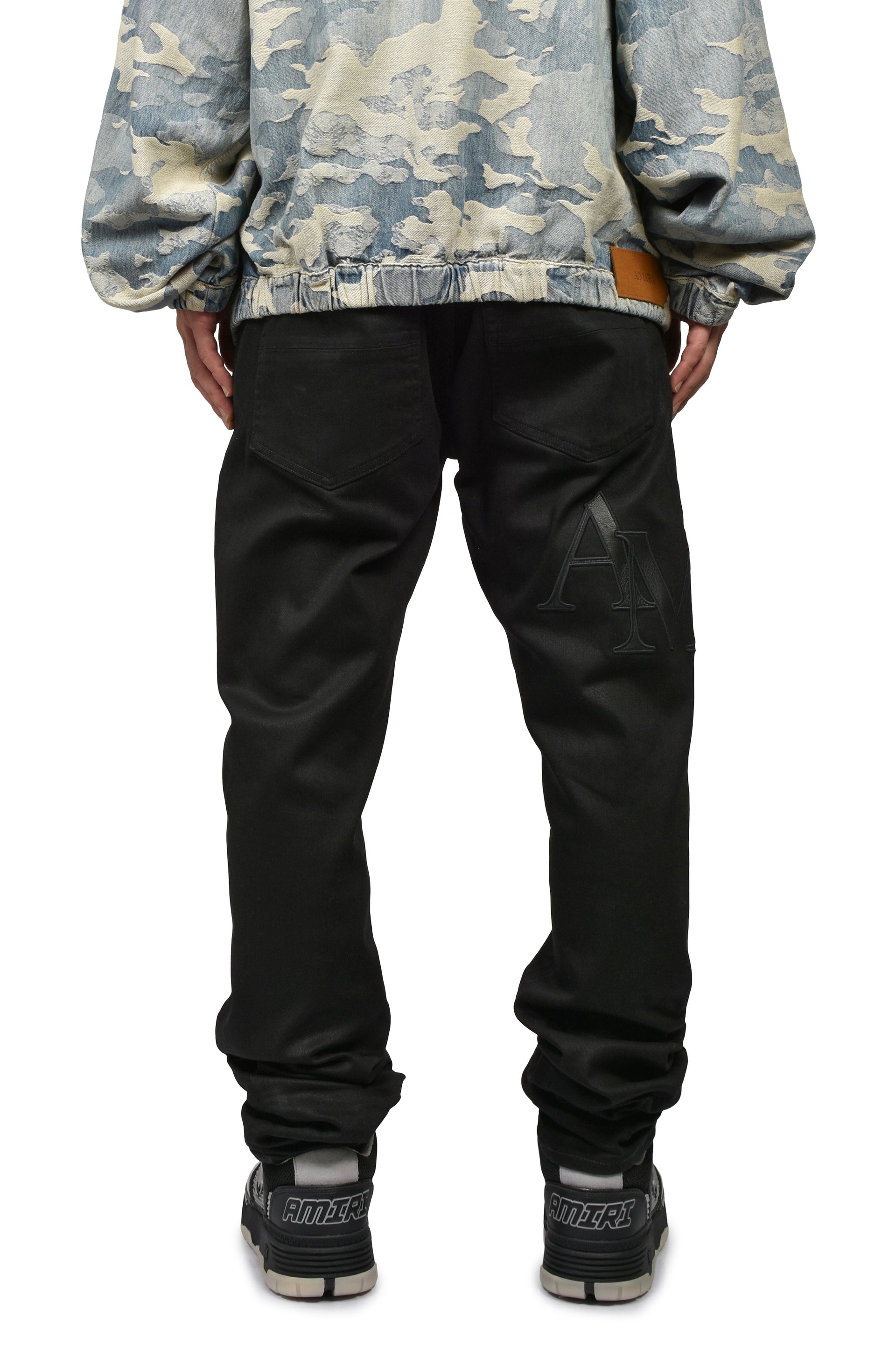 WAXED STAGGERED LOGO SKINNY JEAN / BLK WAX