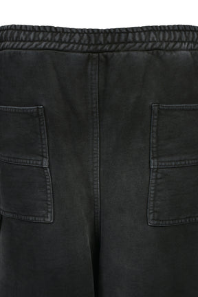 BH LOGO SWEAT CARGO SHORTS / BLK