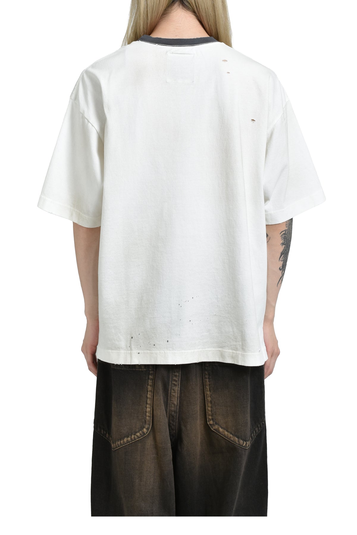 SMILY FACE PRINTED DISTRESSED TEE / WHT