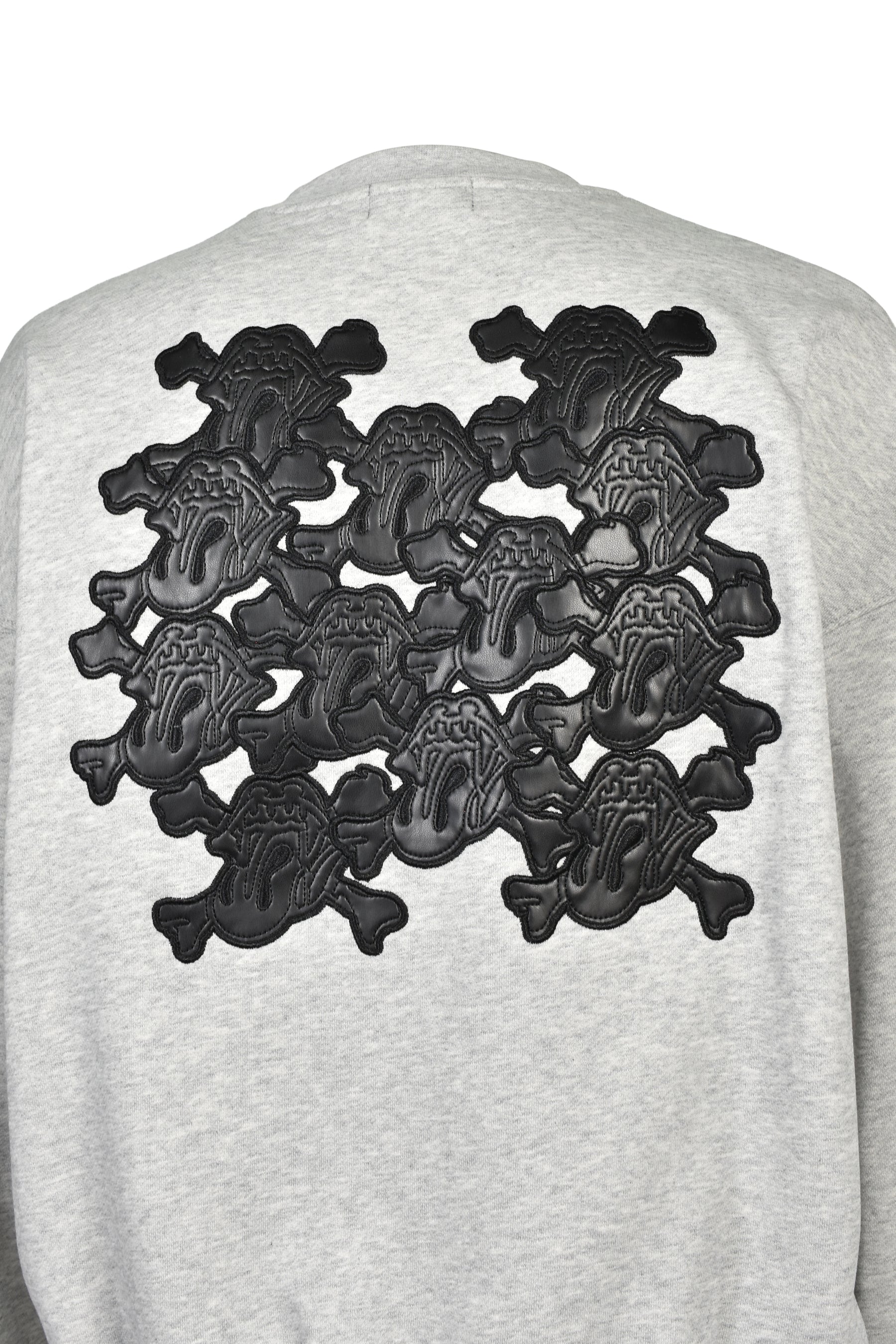 GRILL & TAN & BONE PATCH CREW SWEAT / GRY