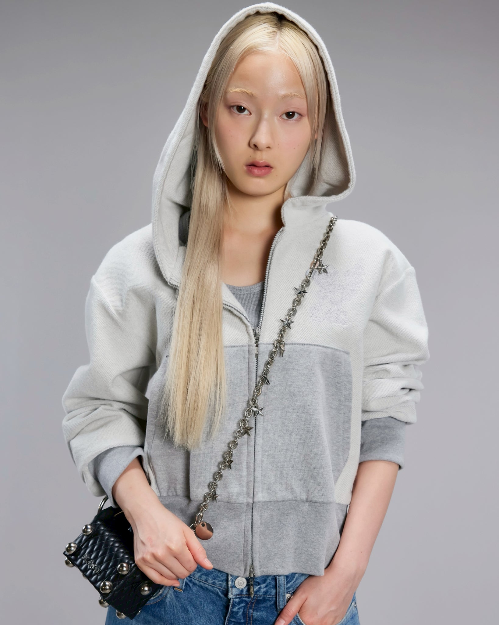 On sale from Saturday, November 29th  MASU  SHOOTING STAR CHAIN ​​STRAP