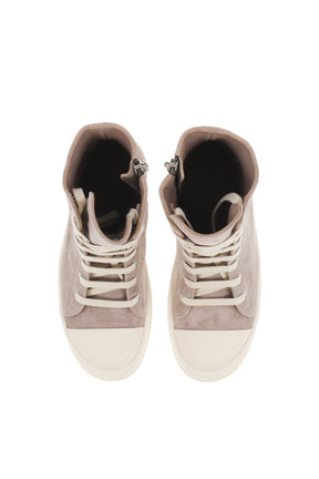 SNEAKS / ROSE MILK