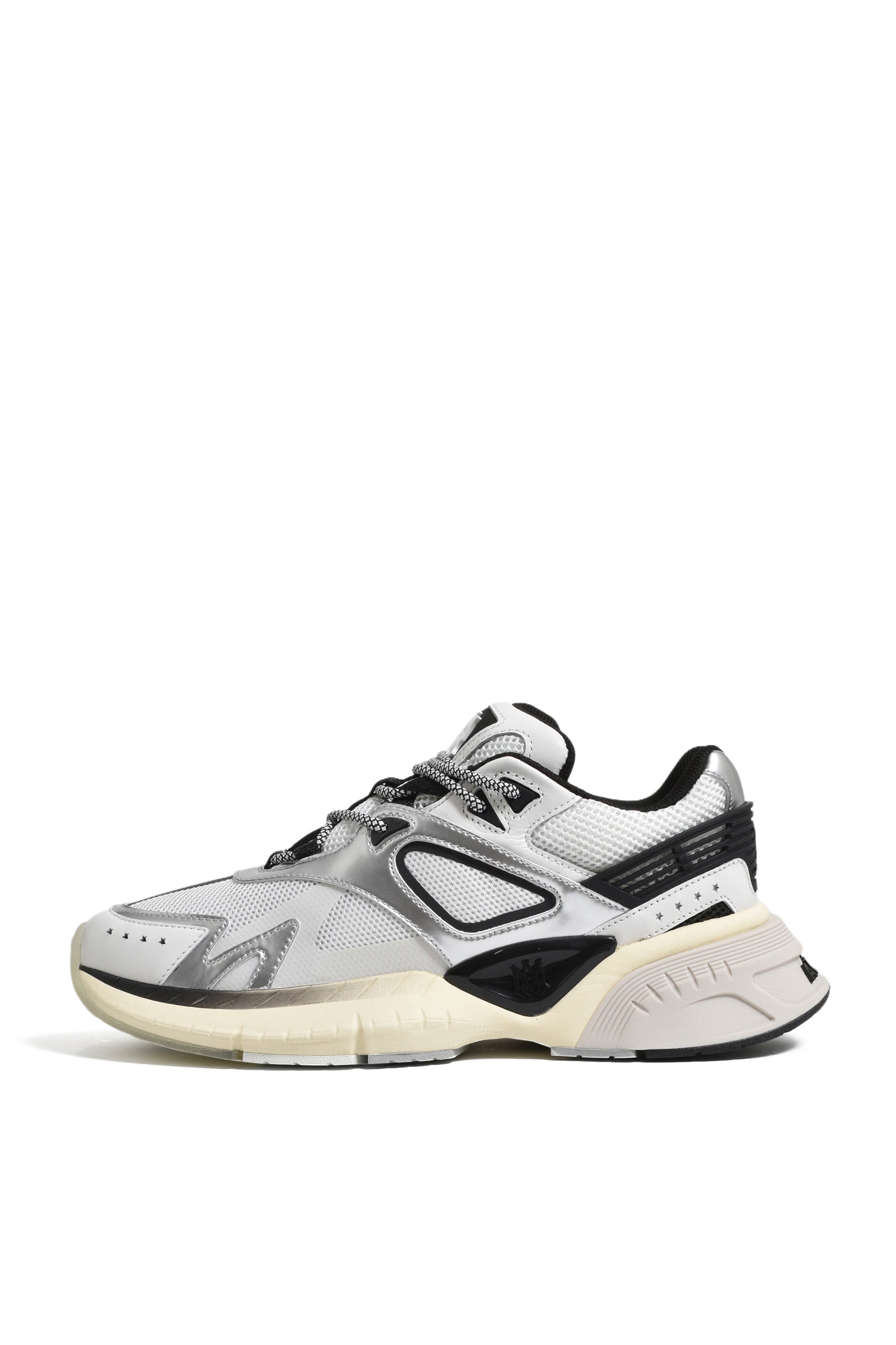 MA RUNNER / BLK WHT SILVER