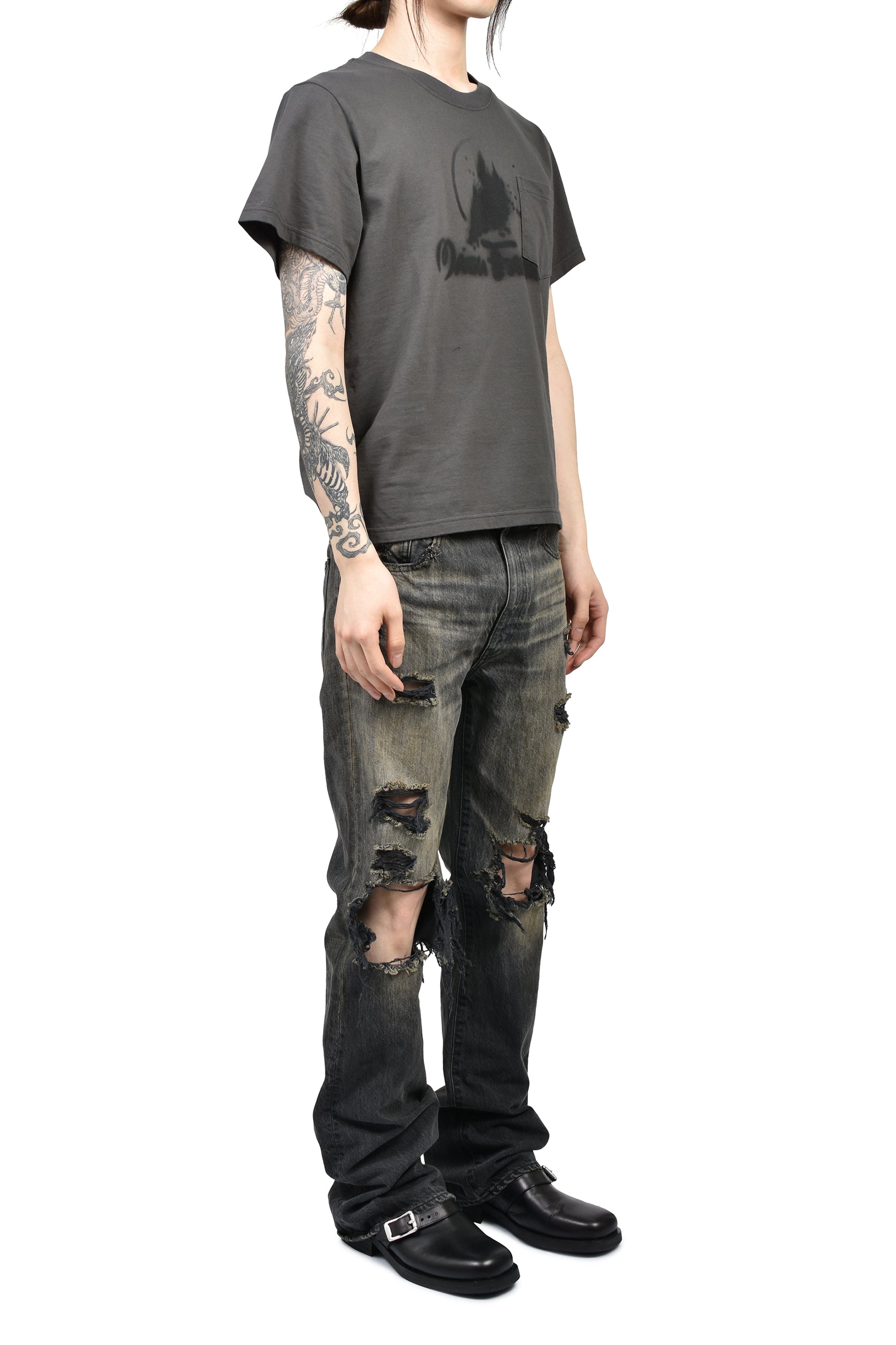 DISTRESSED SLIM BOOTCUT JEANS / BLK