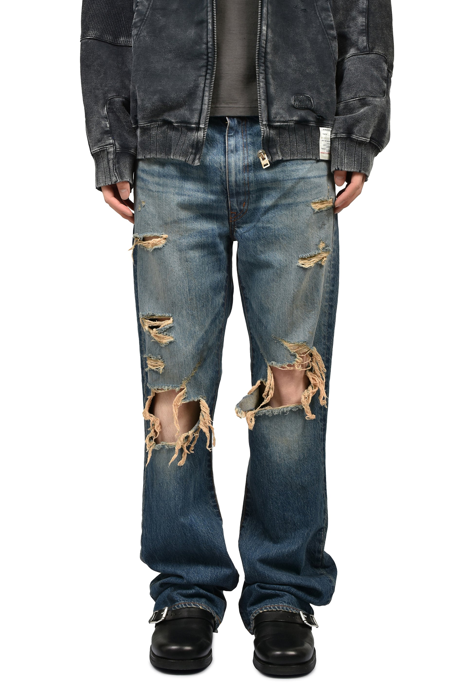 DISTRESSED SLIM BOOTCUT JEANS / IND