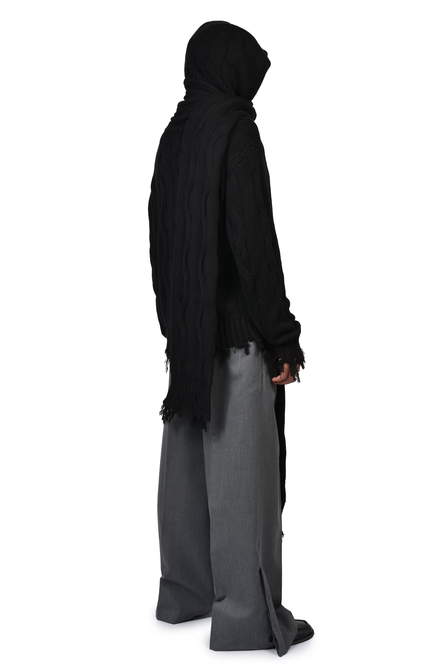 HOODED SCARF / BLK