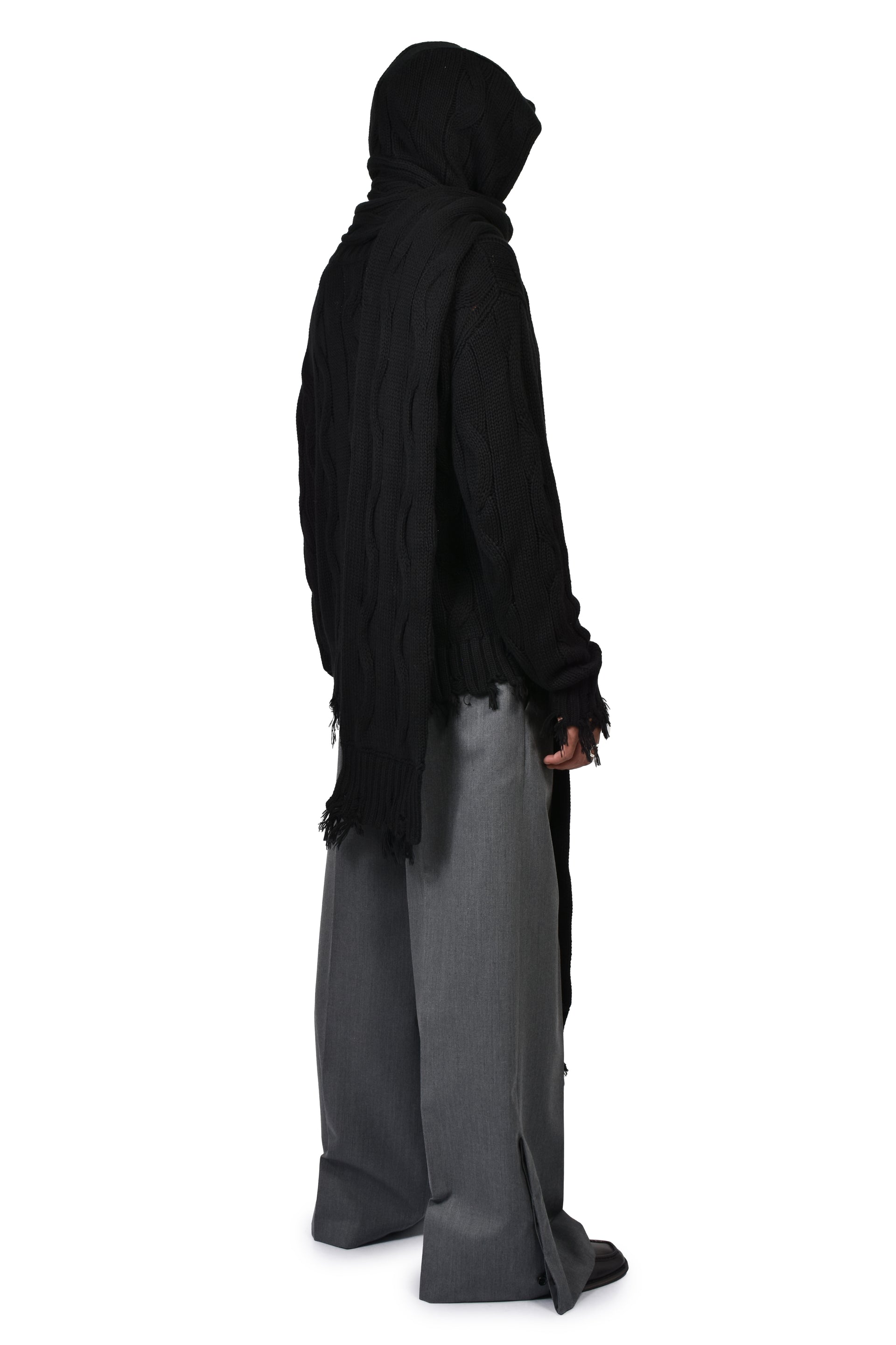 HOODED SCARF / BLK