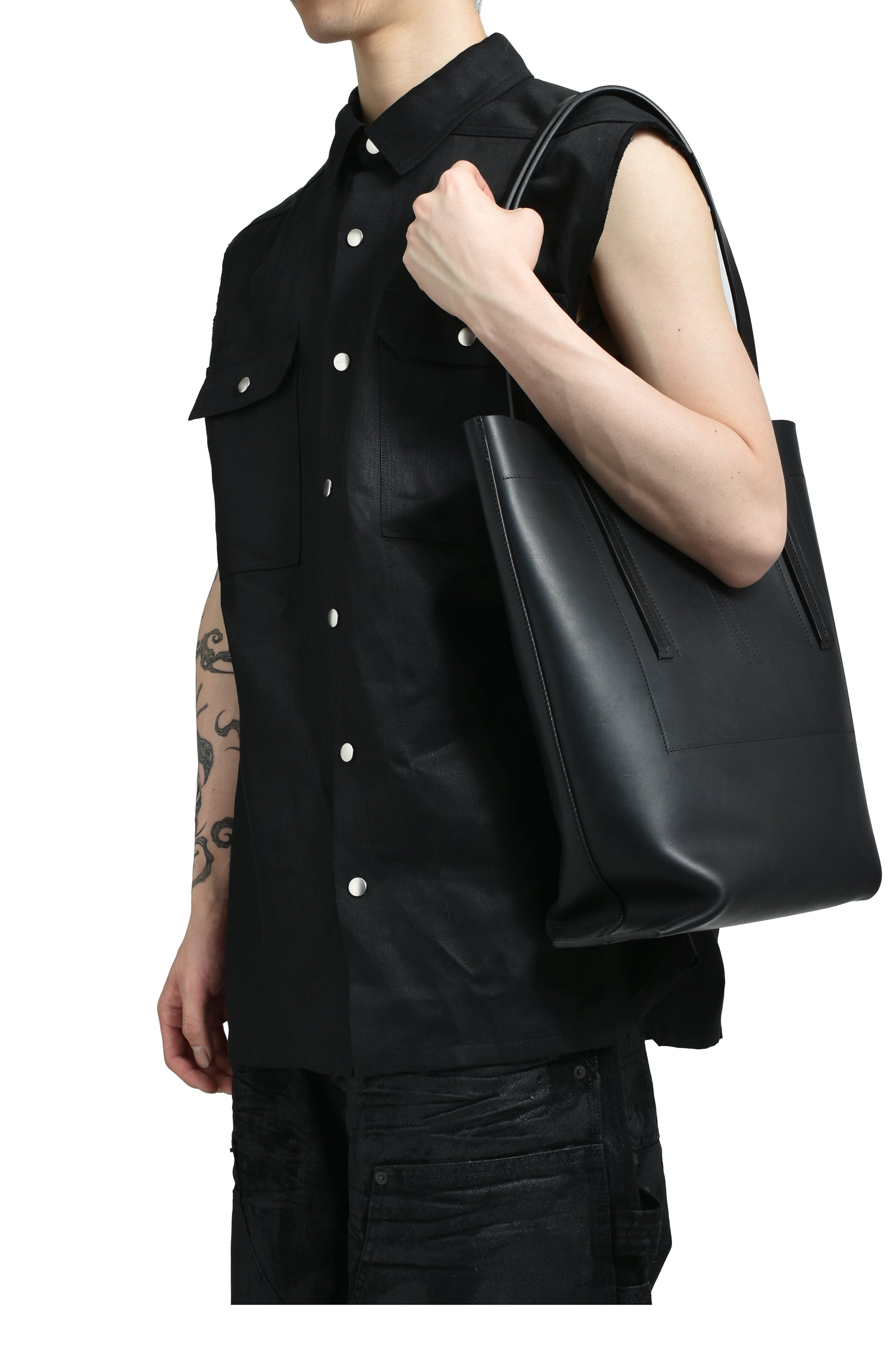 MEDIUM SHOPPER / BLACK