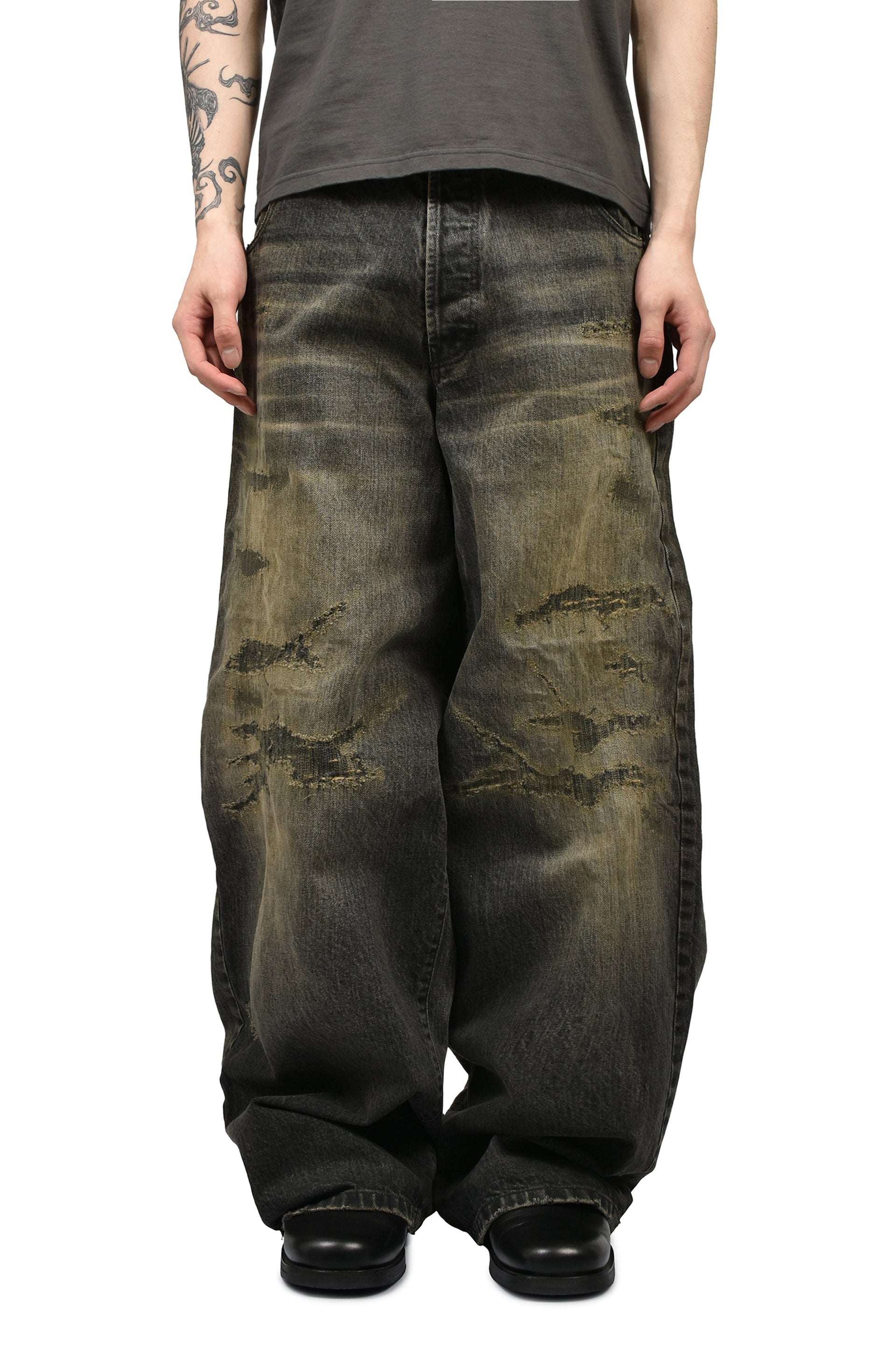 SUPER BAGGY REPAIRED JEANS / BLK