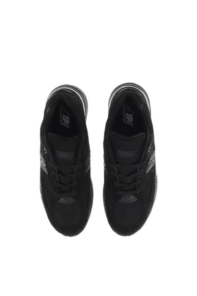 U992 / TB