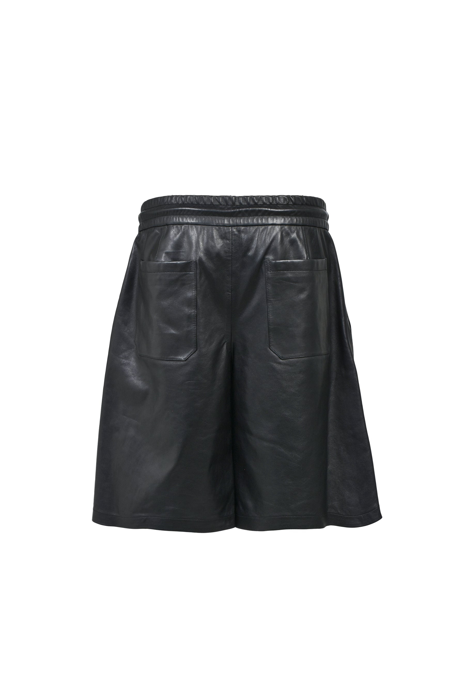 LEATHER MA OVERSIZED SHORT / BLK