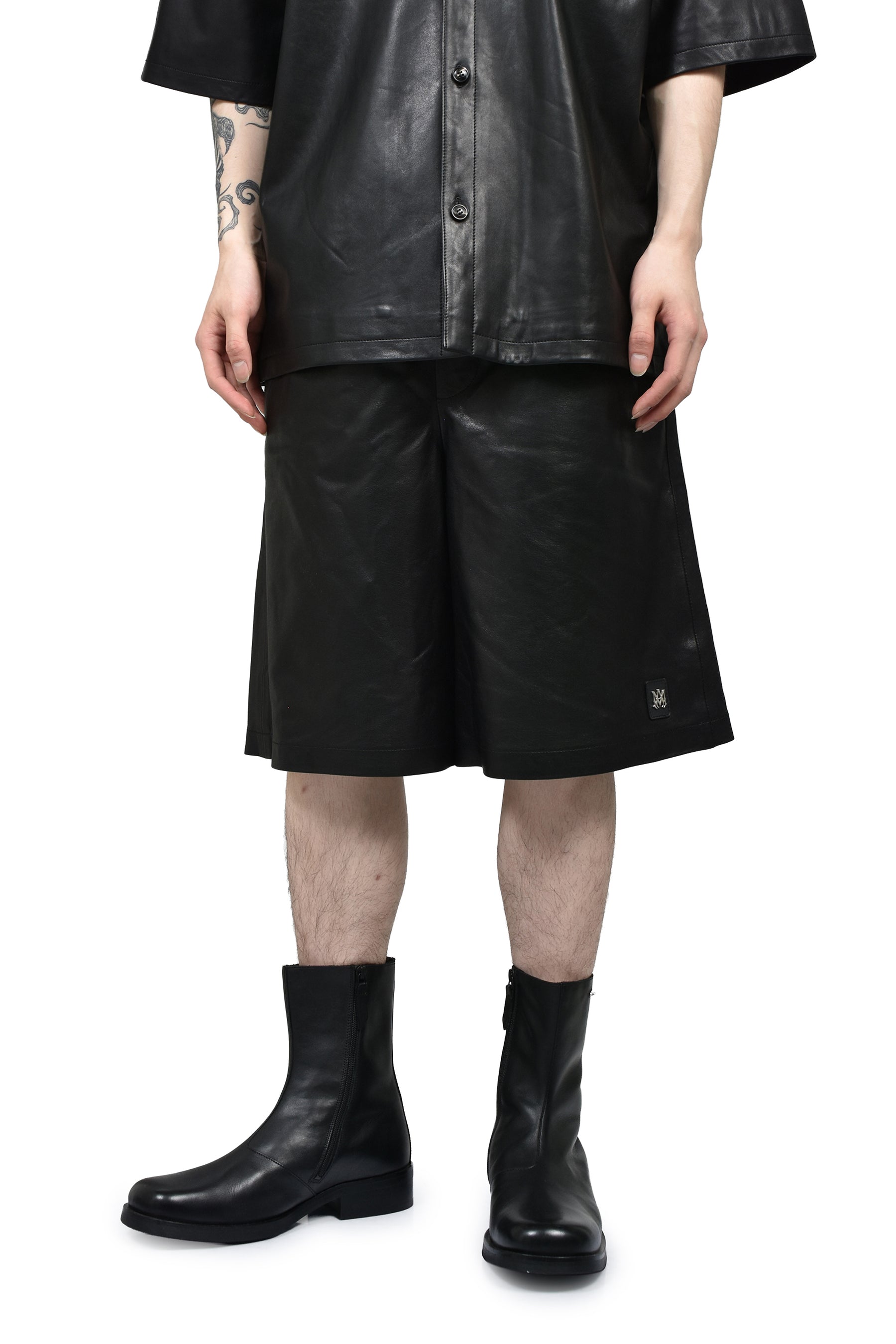 LEATHER MA OVERSIZED SHORT / BLK
