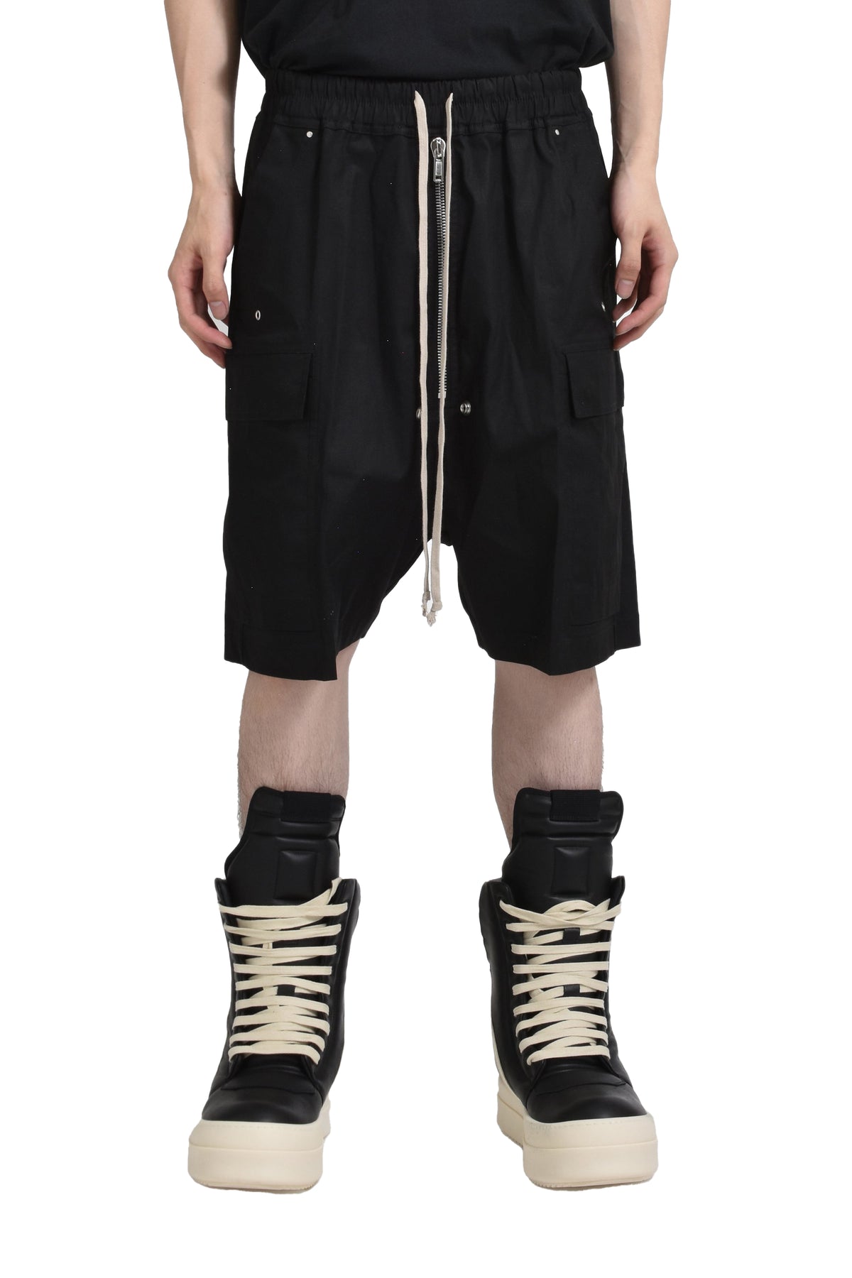 CARGOBELA SHORTS / BLK