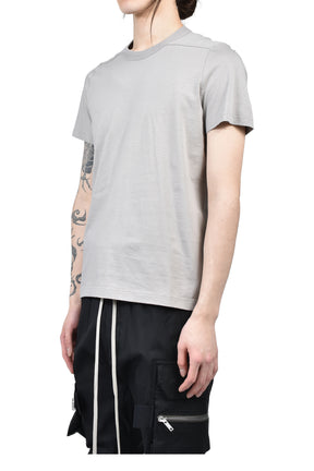 SHORT LEVEL T / PEARL