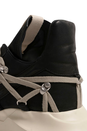 MEGALACE GETH RUNNER / BLACK/PEARL/MILK