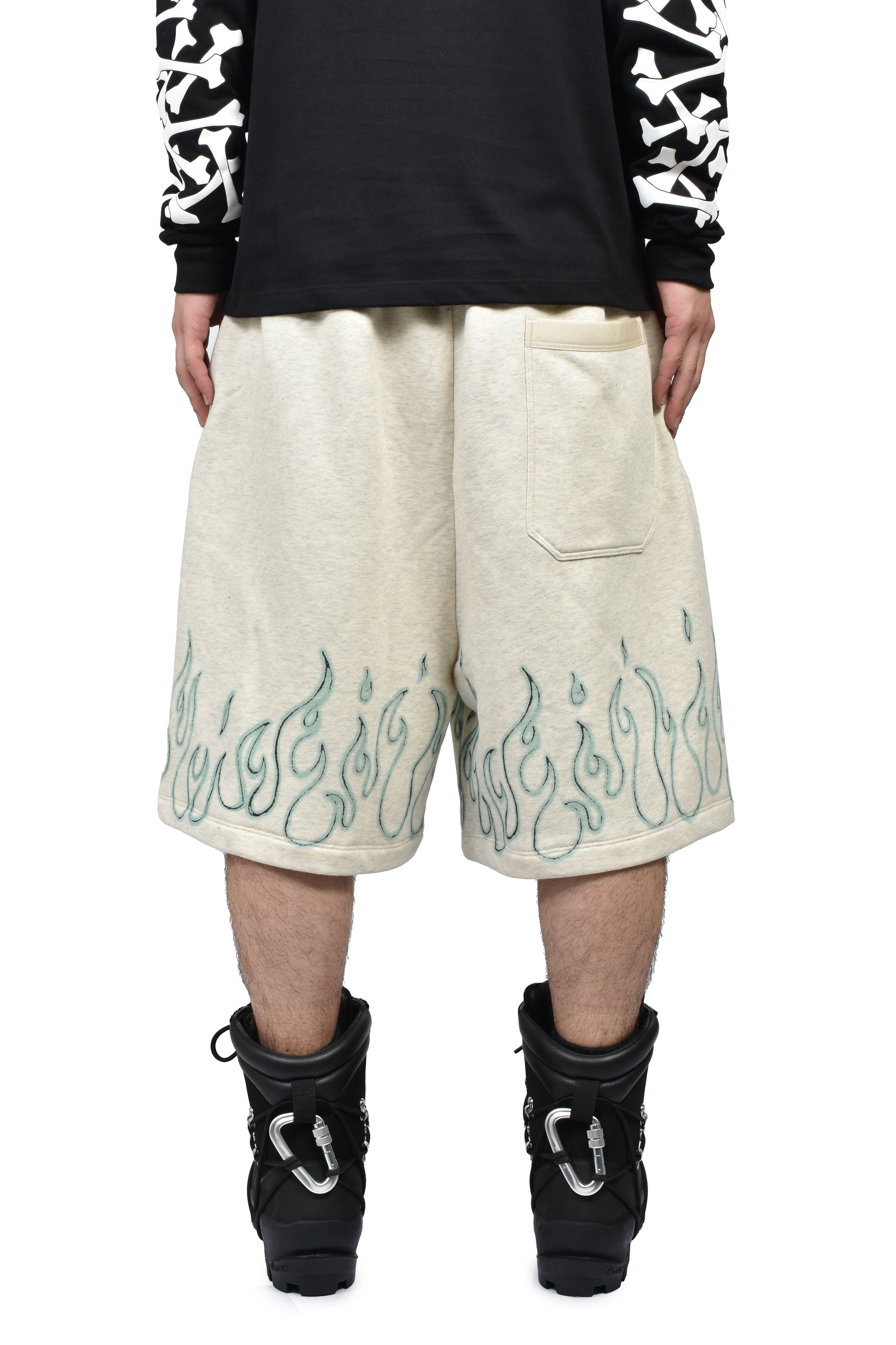 MA QUAD FLAMES SWEATSHORT / IVO