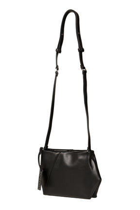 FOLDED J SHOULDER BAG / BLK
