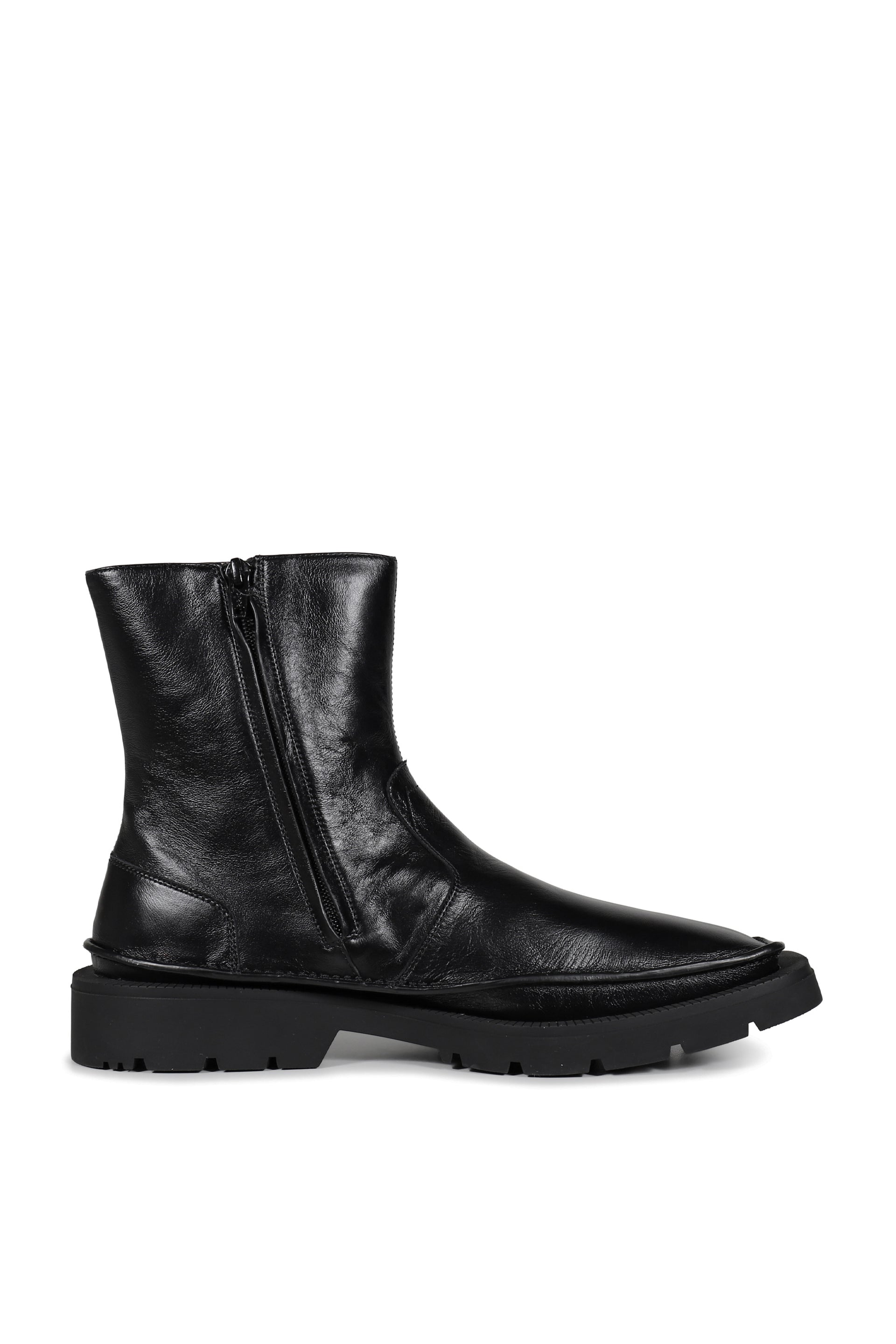 LEVEL ANKLE BOOT / BLK