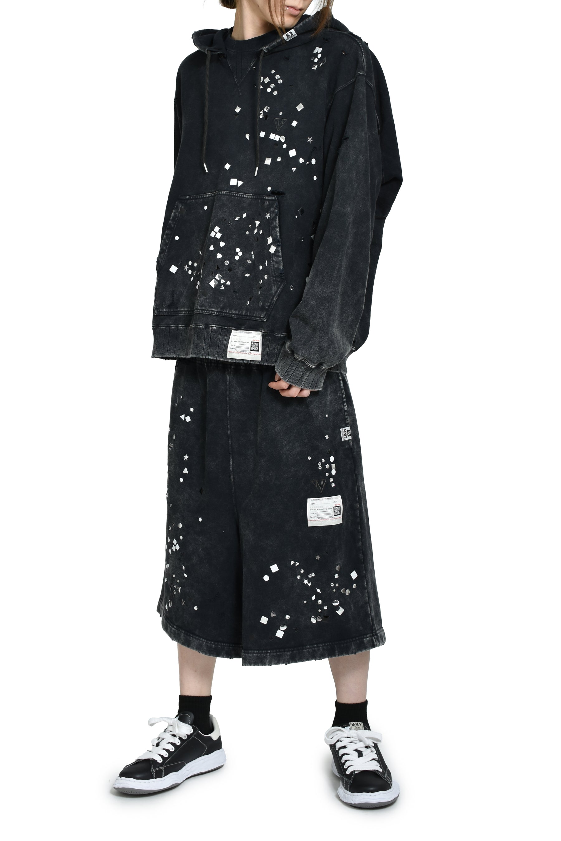 EMBELLISHED BLEACHED HOODIE / BLK