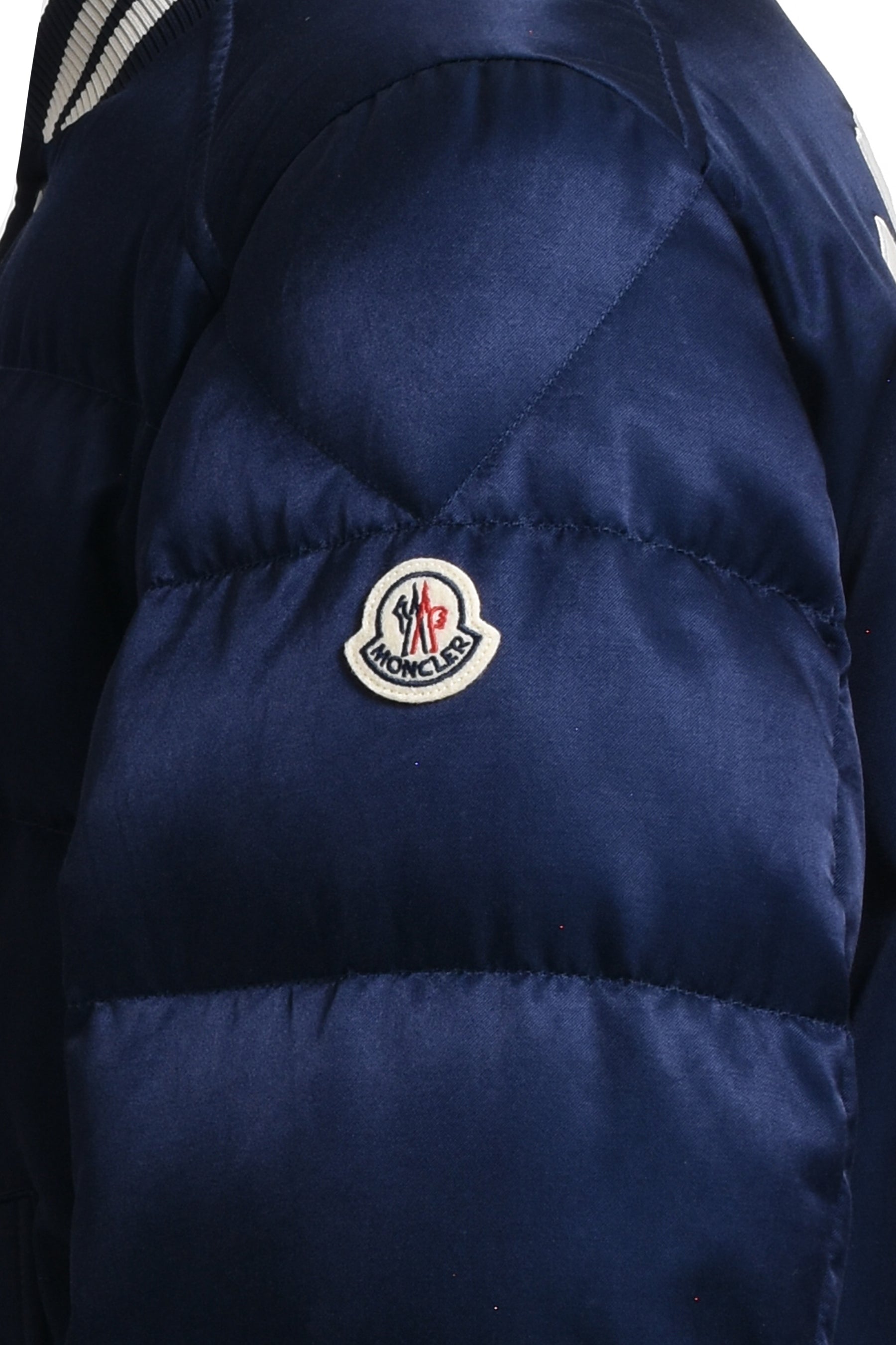 MONCLER DIVES BOMBER / NVY(795)