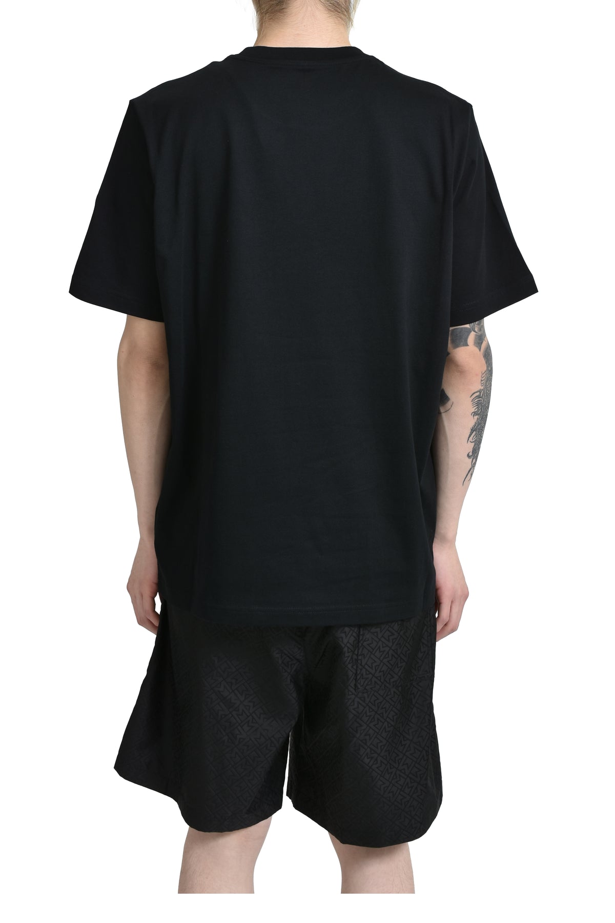 EMBROIDERED LOGO SS T-SHIRT / BLK