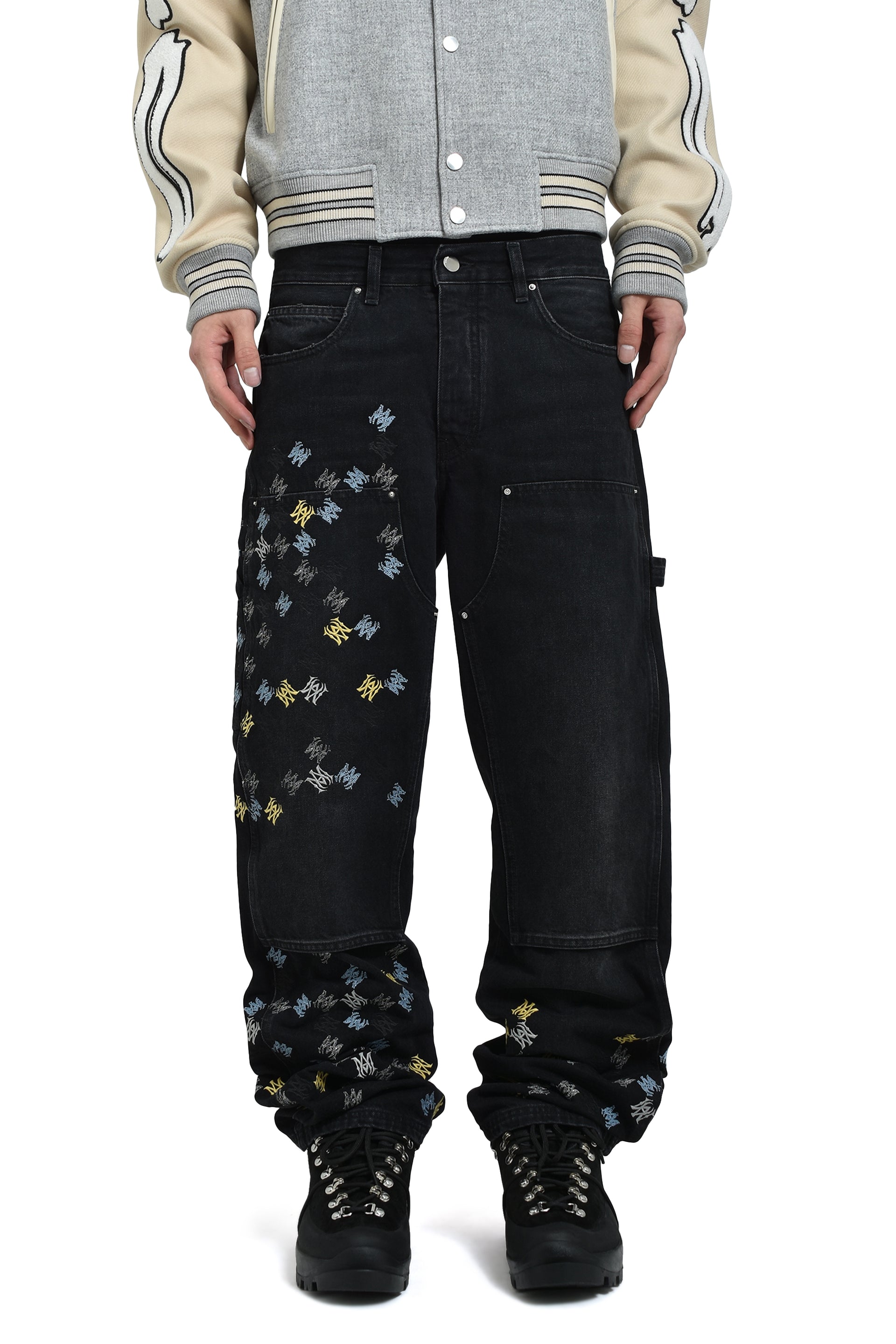 MA QUAD EMBROIDERED CARPENTER / BLK