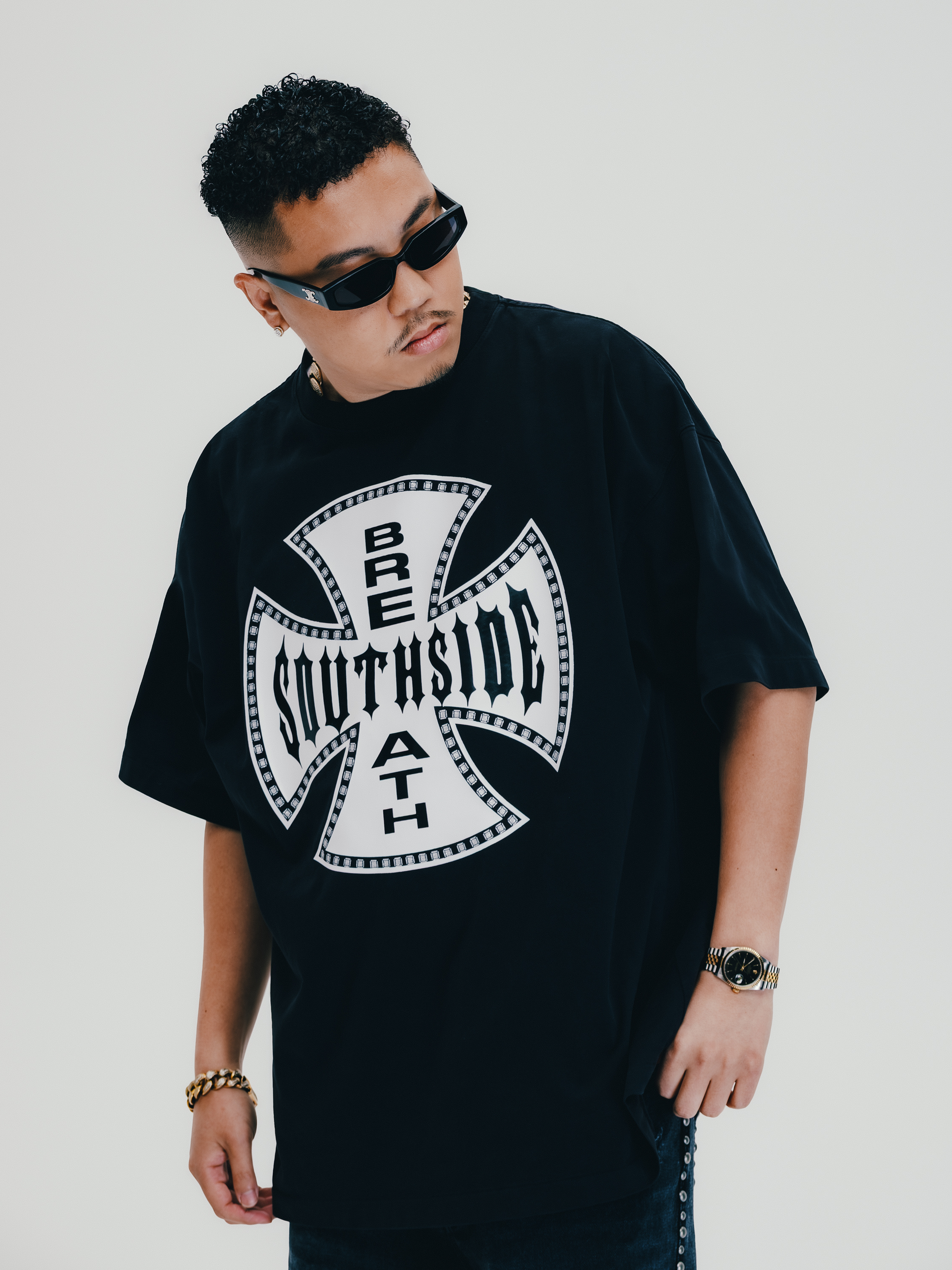 BREATH SOUTHSIDE CROSS LOGO TEE / BLK WHT
