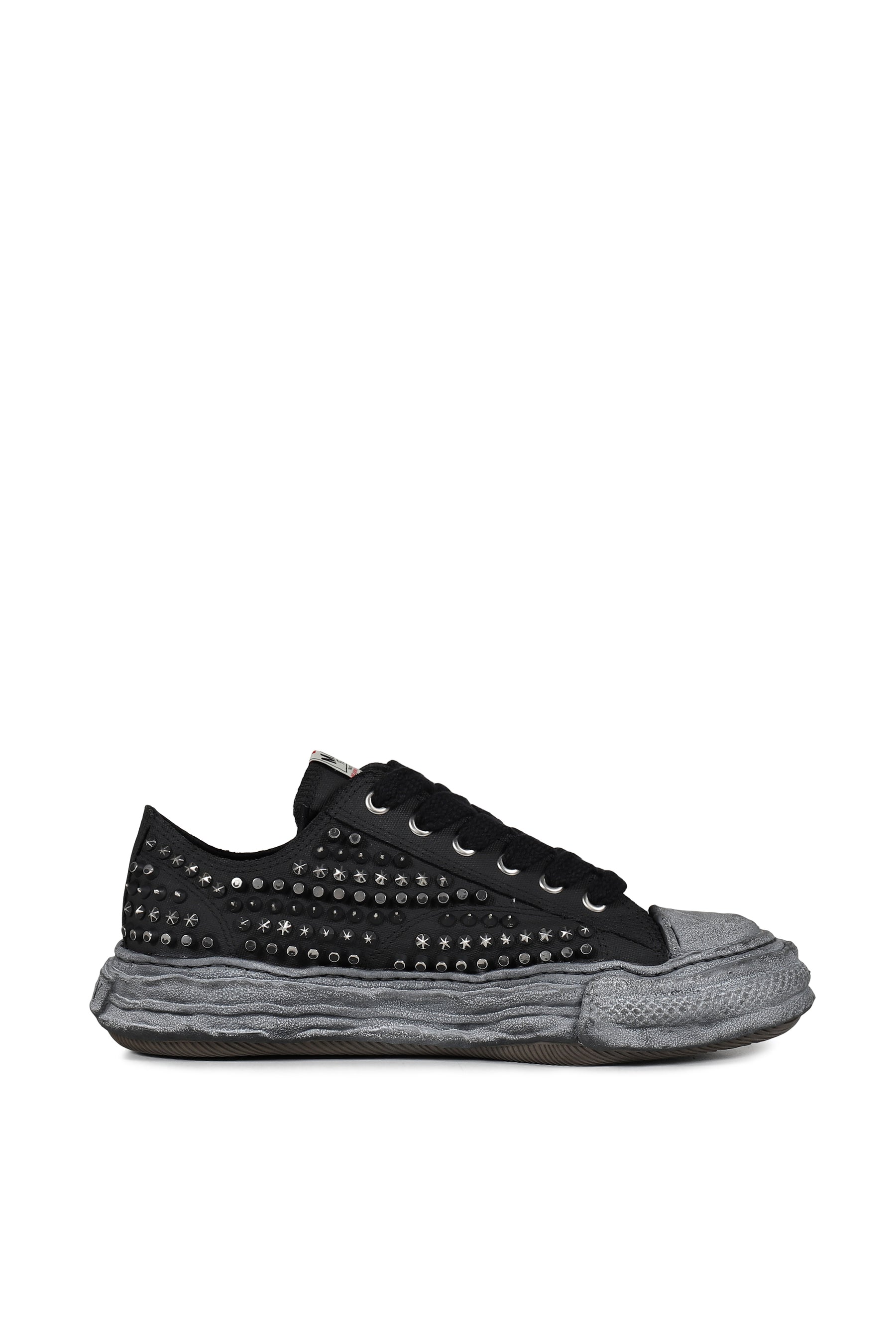 PETERSON 23 STUDDED LOW / BLK BLK