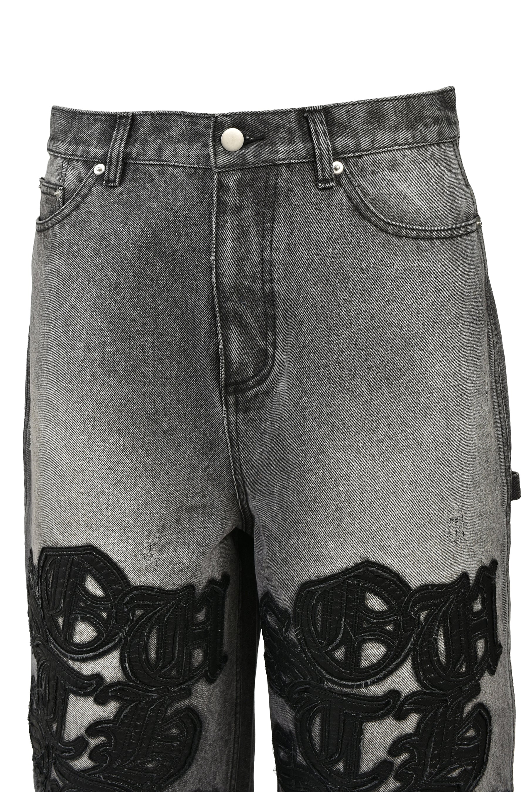 FAUX LEATHER PATCH DENIM SHORTS / BLK