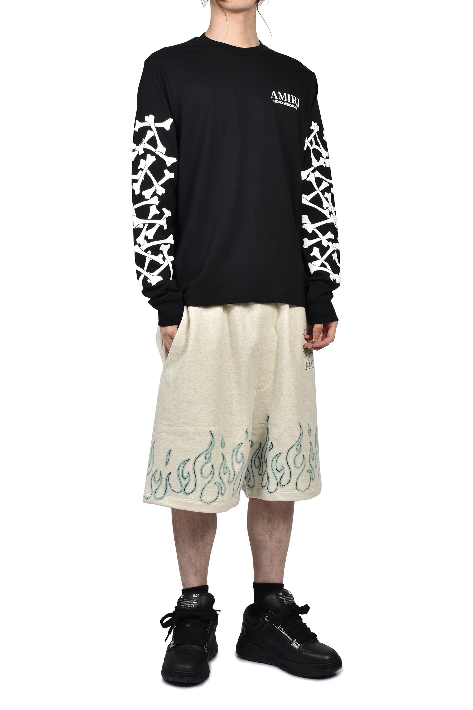 BONES STACKED L/S TEE / BLK