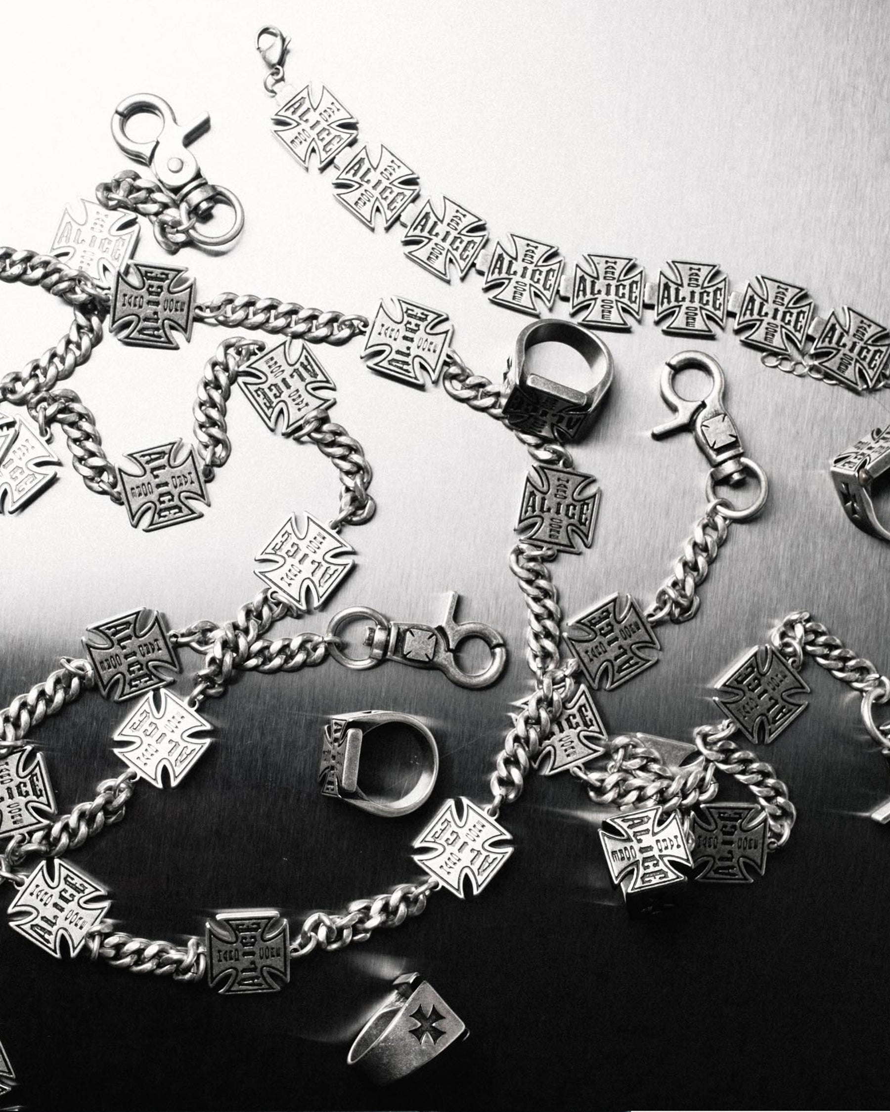 ALICE HOLLYWOOD × SSUR CAPSULE COLLECTION