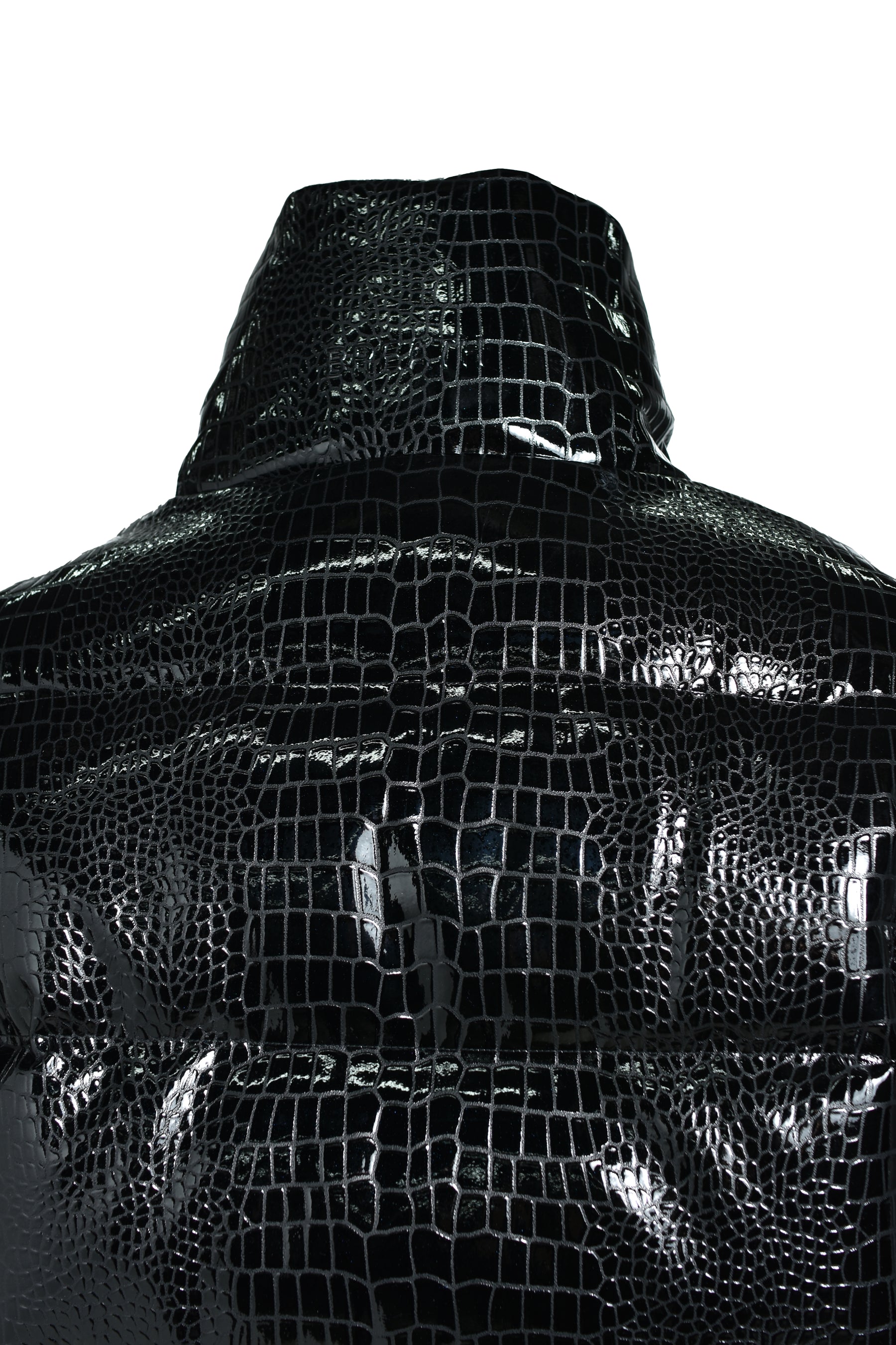 FAUX LEATHER CROCODILE DOWN JACKET / BLK 