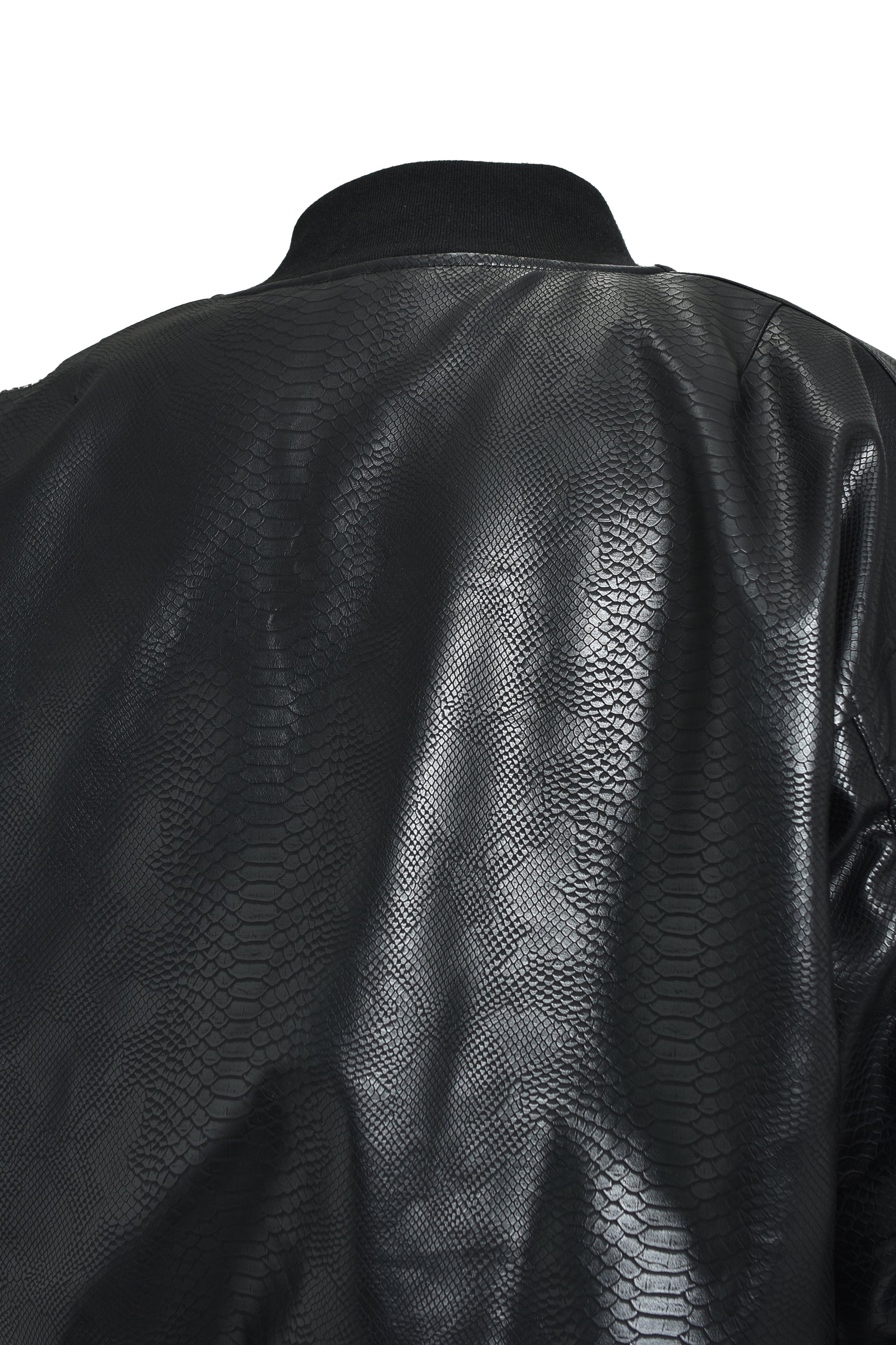 FAUX LEATHER PYTHON BOMBER JACKET / BLK 