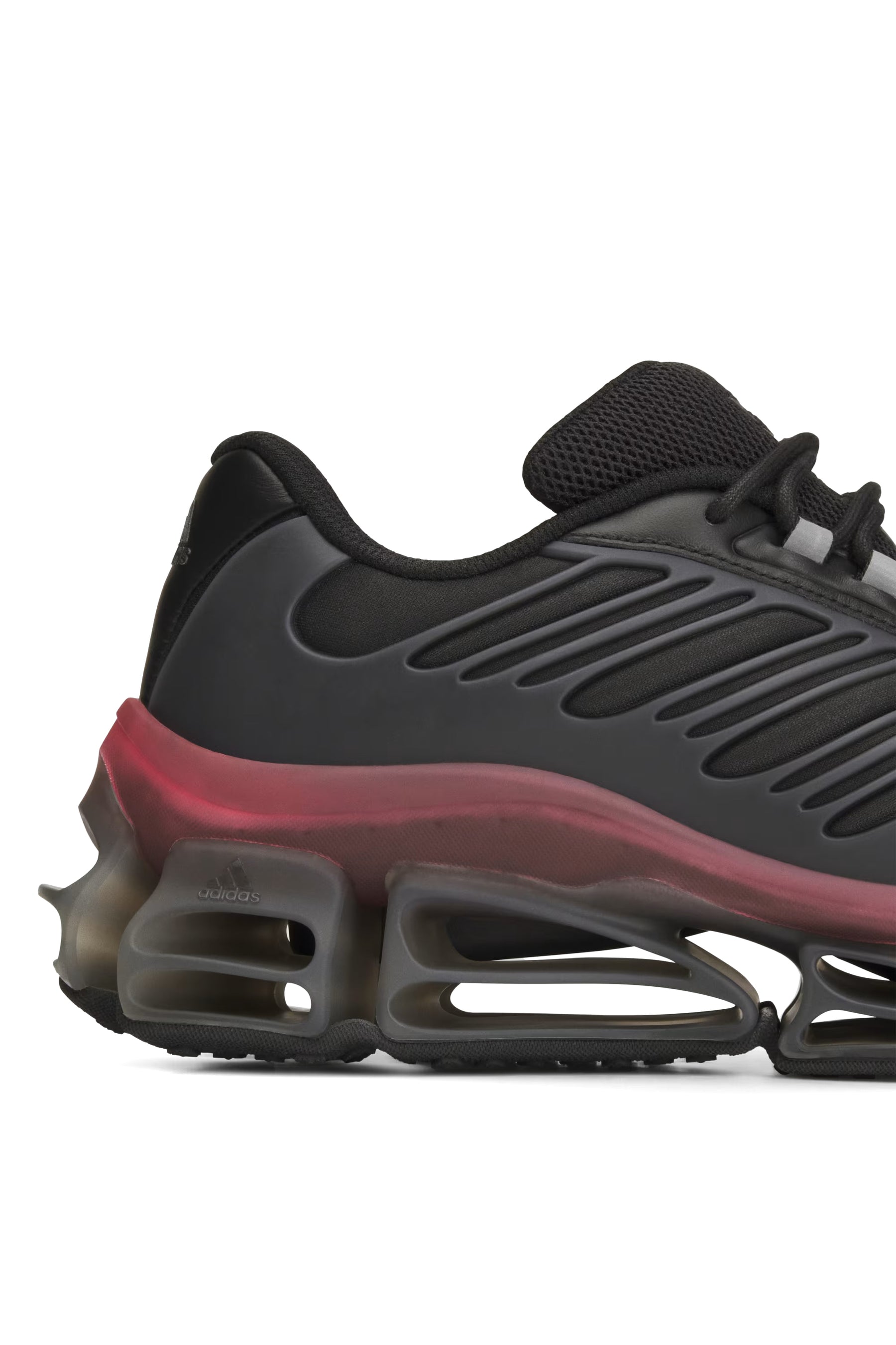 MEGA WILLY WC VERSION / CORE BLK/SUPPLIER COLOUR