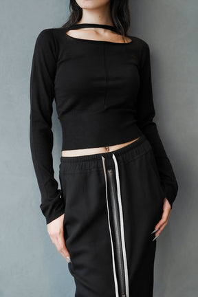 CROPPED PULL / BLK