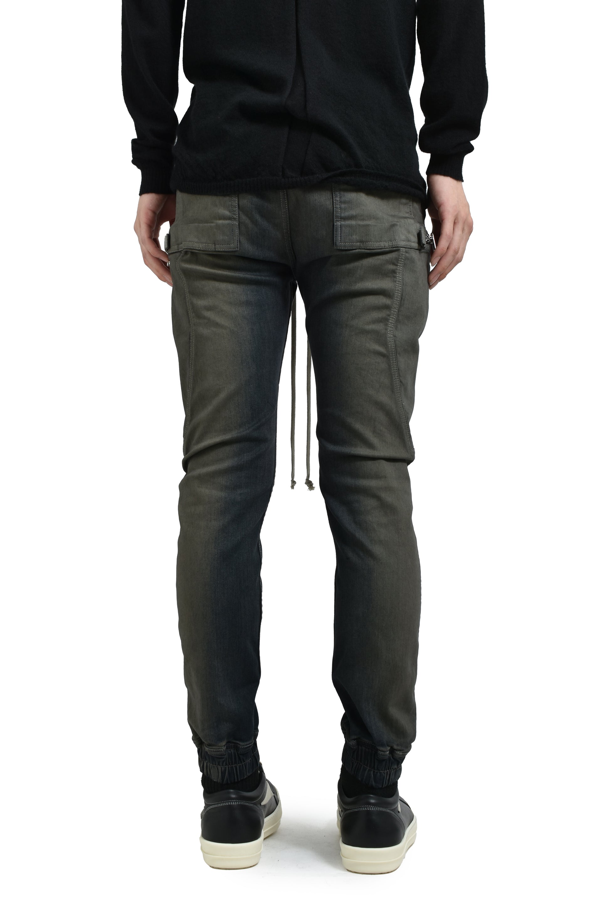 BAUHAUS CARGO / DRKDUST DEGRADE