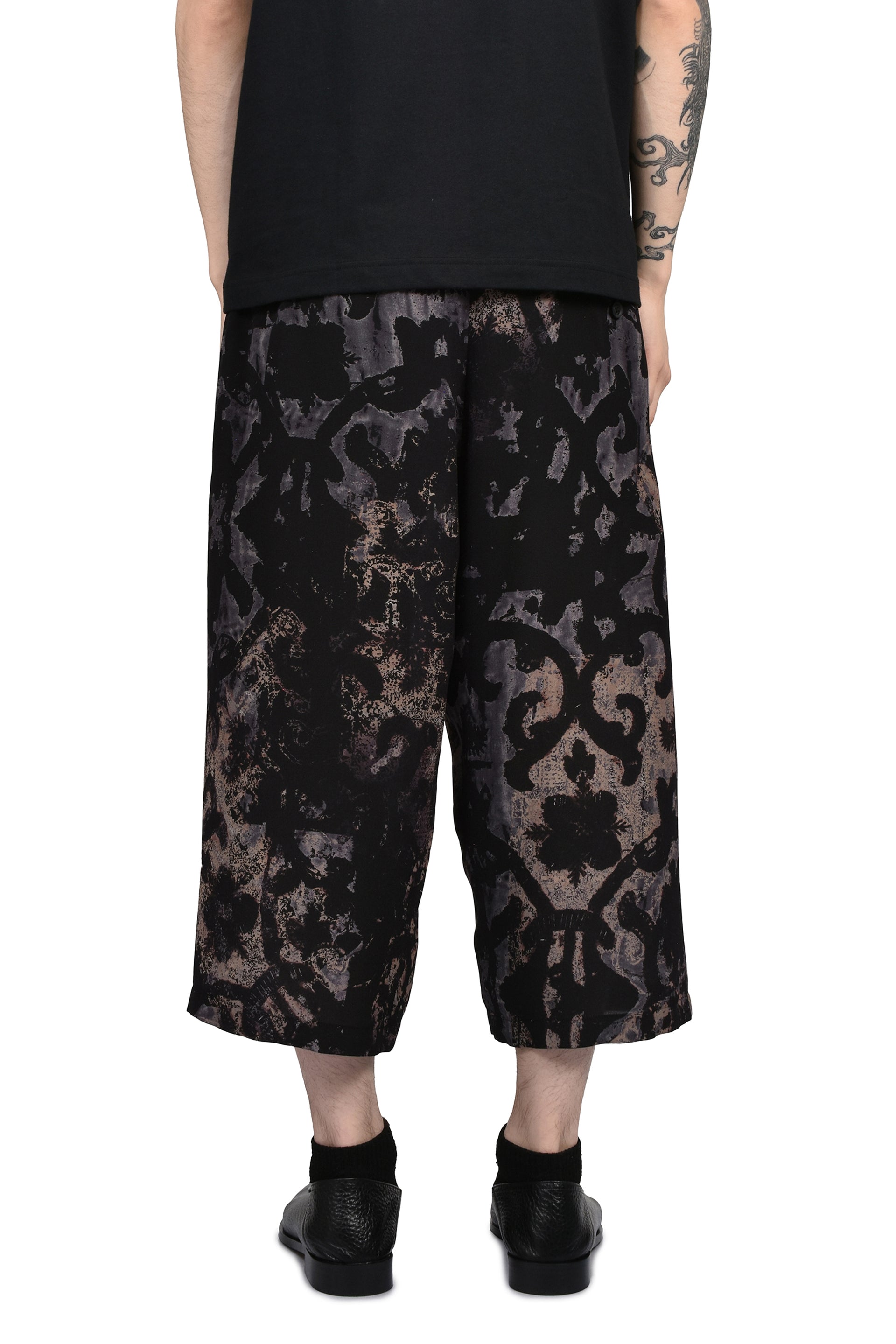 BAROQUE PRINT PANTS / BLK